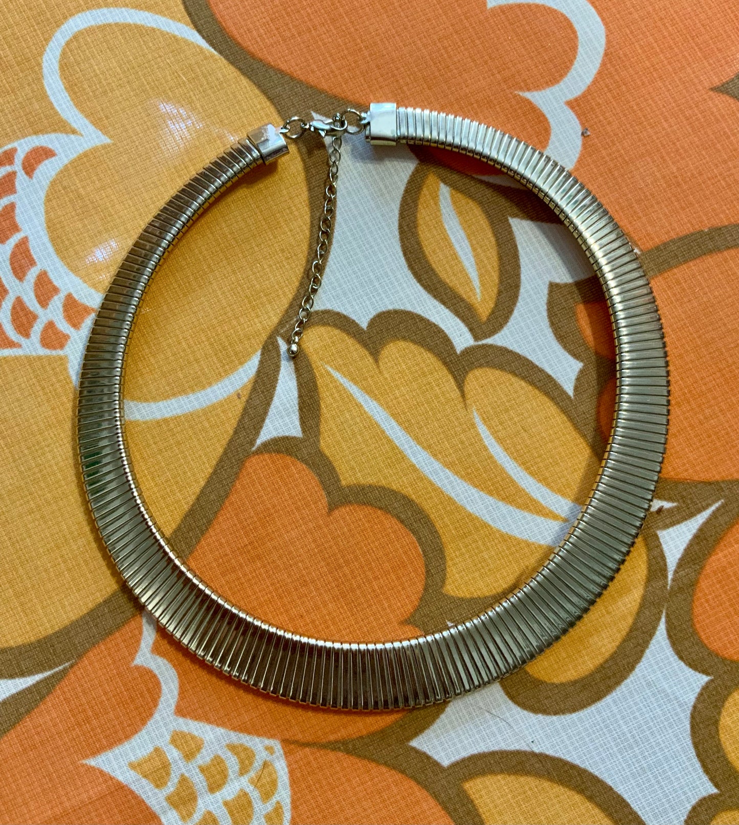 Collier plastron original Vintage 2000