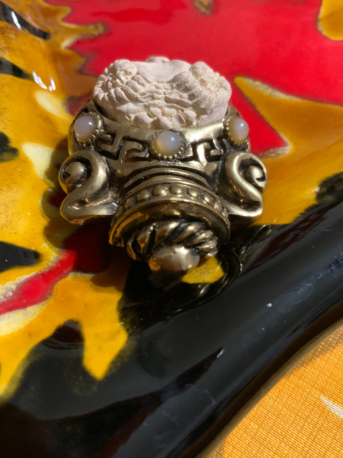 Broche de créateur France Vintage 1990