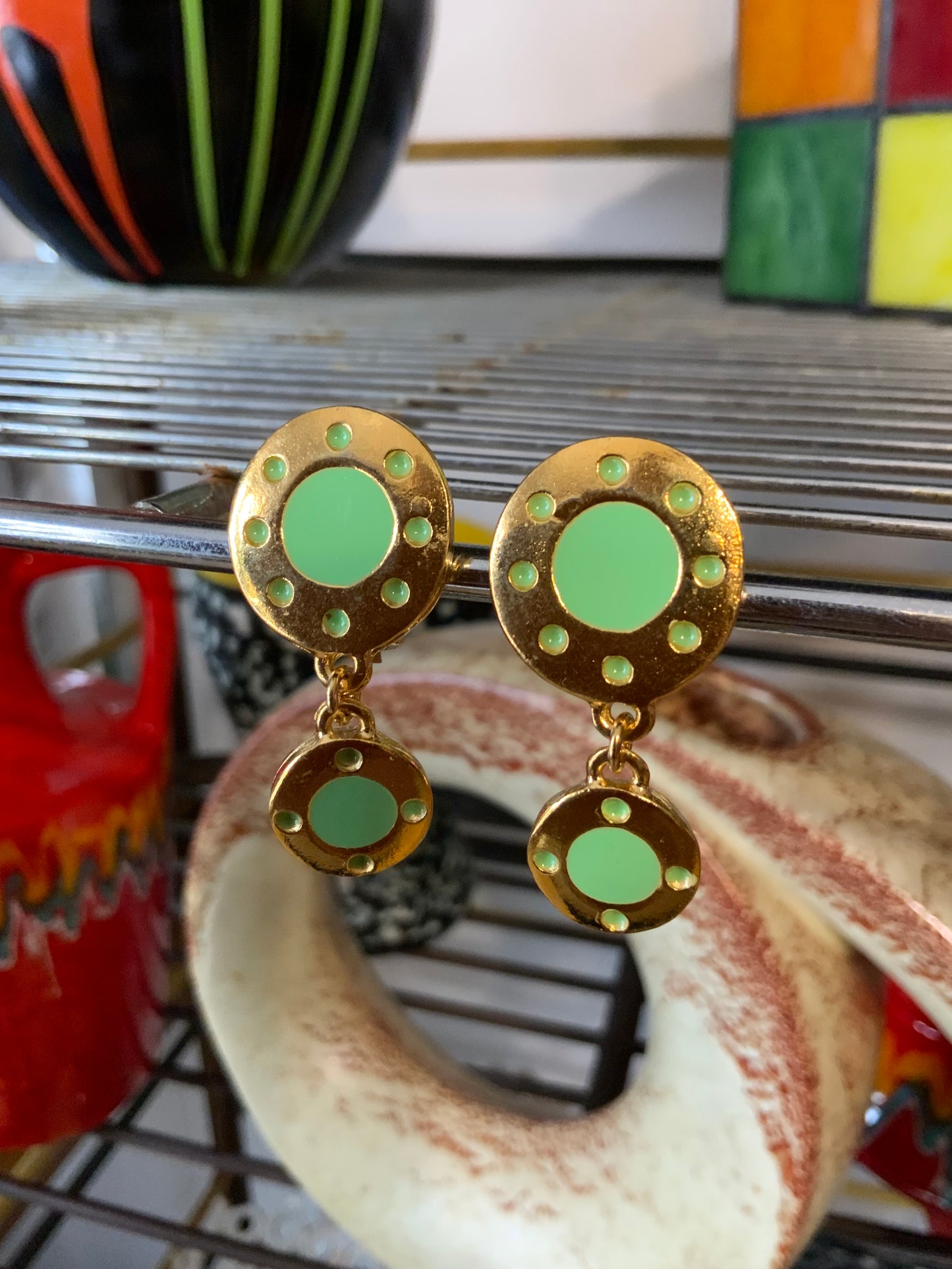 Superbes boucles d’oreilles pendantes Jacky de G France Vintage