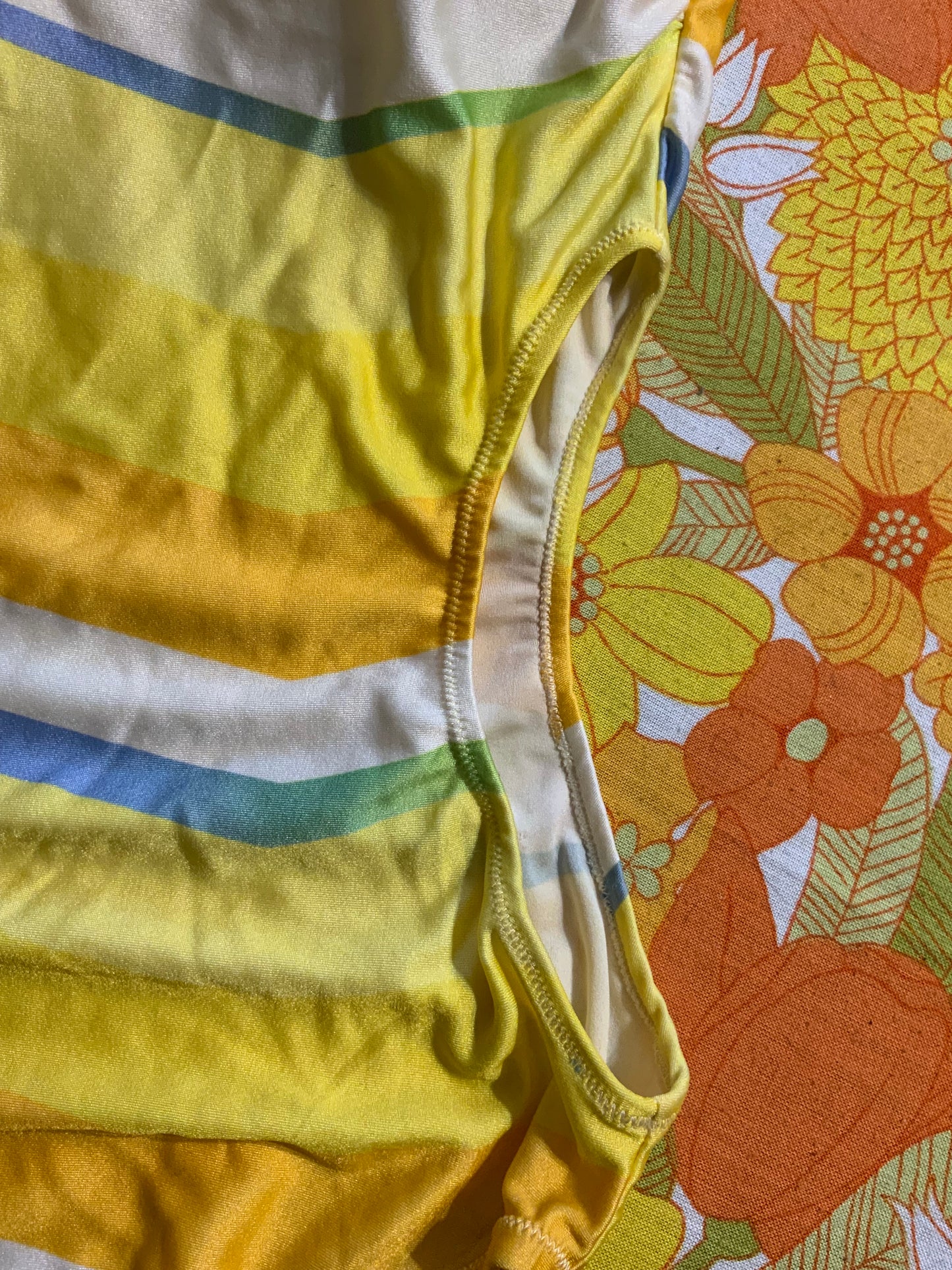 Maillot de Bain rayures 1 pièce Ouvert Côtés Vintage 1980 France- T38.
