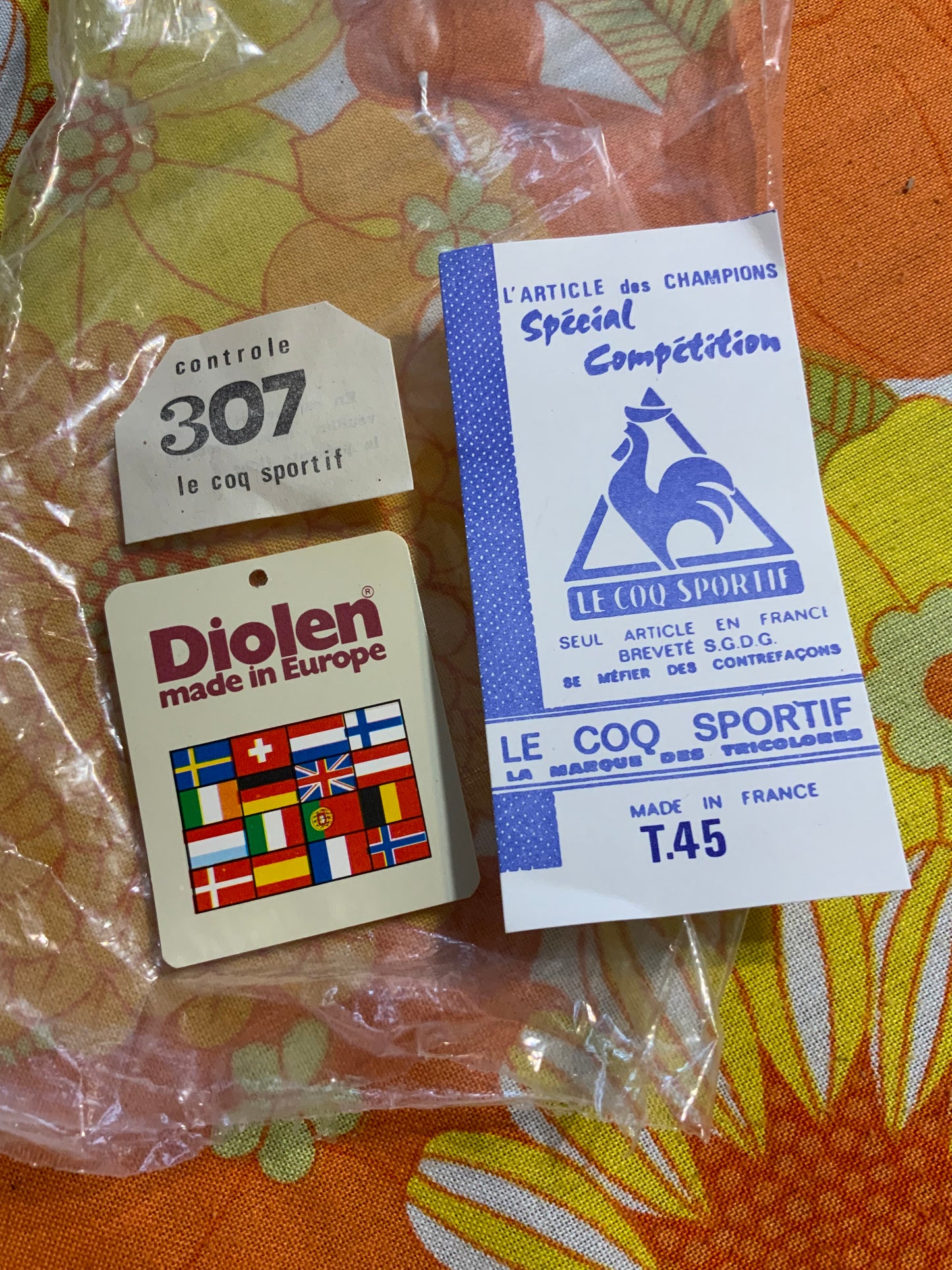 Short bébé Neuf 1970/80 Le CoQ sportif