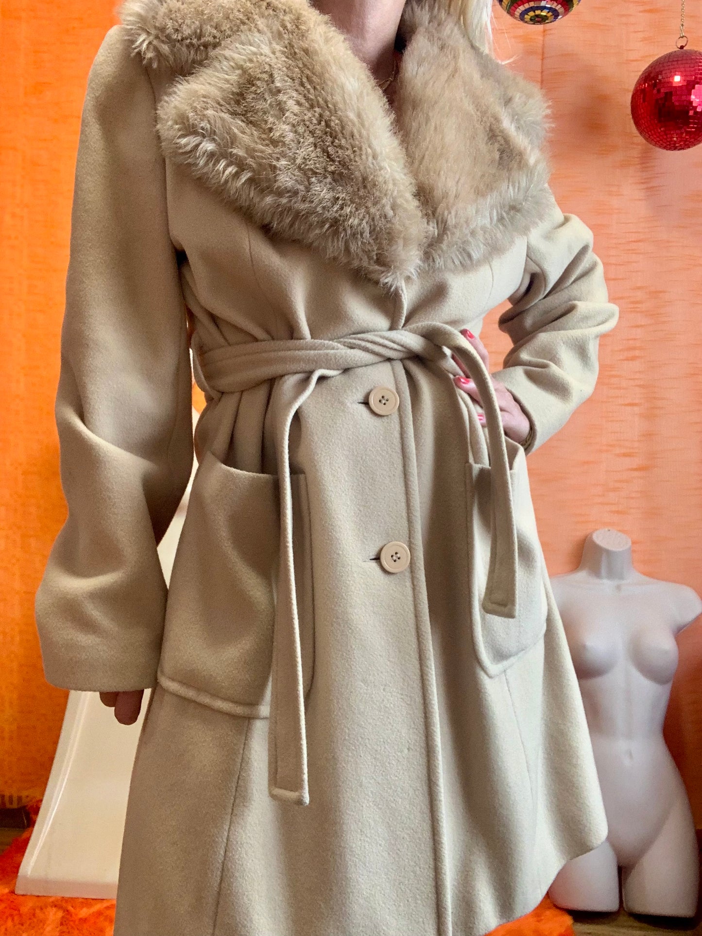 Manteau Laine Vintage 1990 Col Fourrure Synthétique - T42/44 maxi.