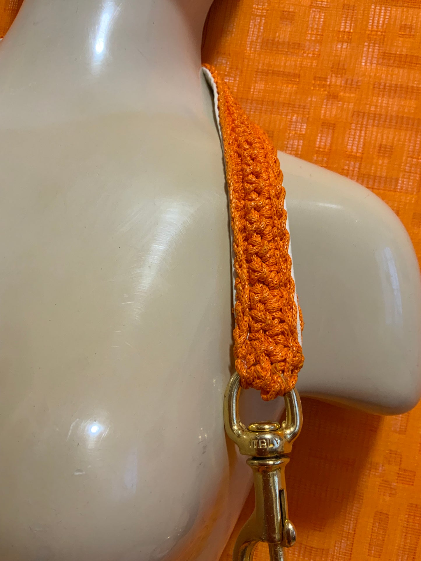 Sublime Sac Orange et cuir blanc Fait Main Italie 1970-