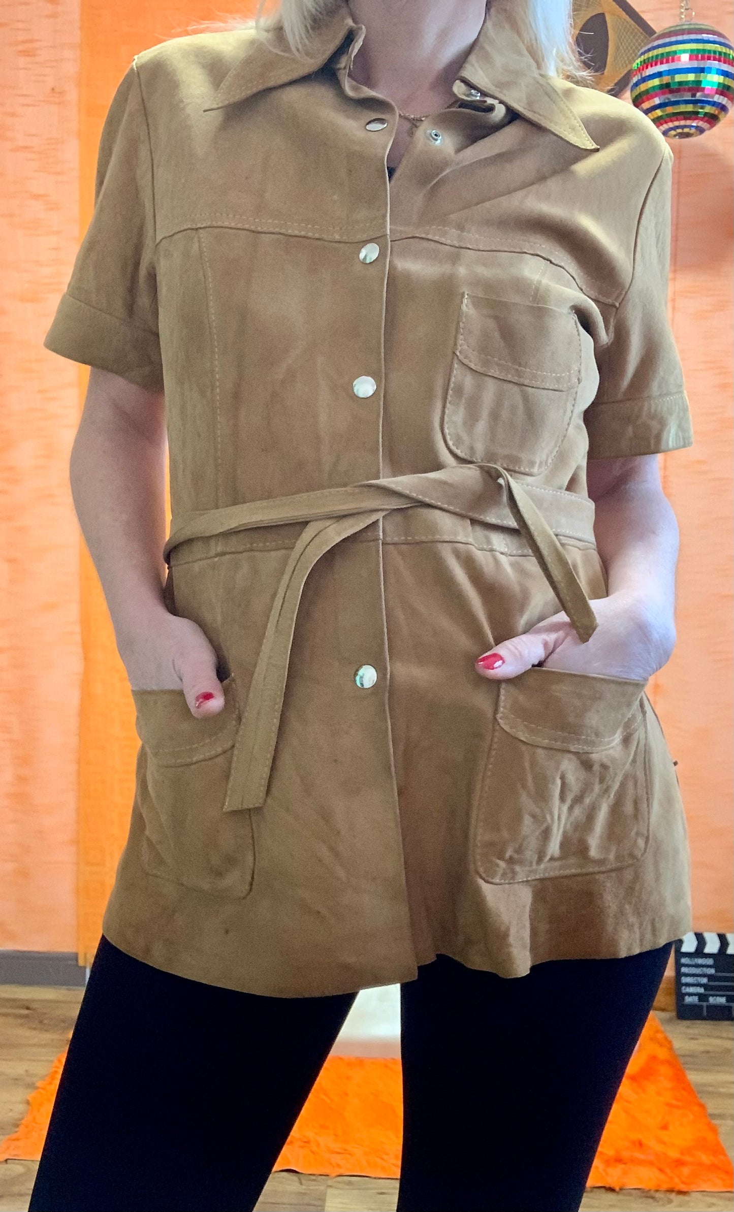 Veste en Daim col pelle à tartes bohème unique Vintage Seventies - T38