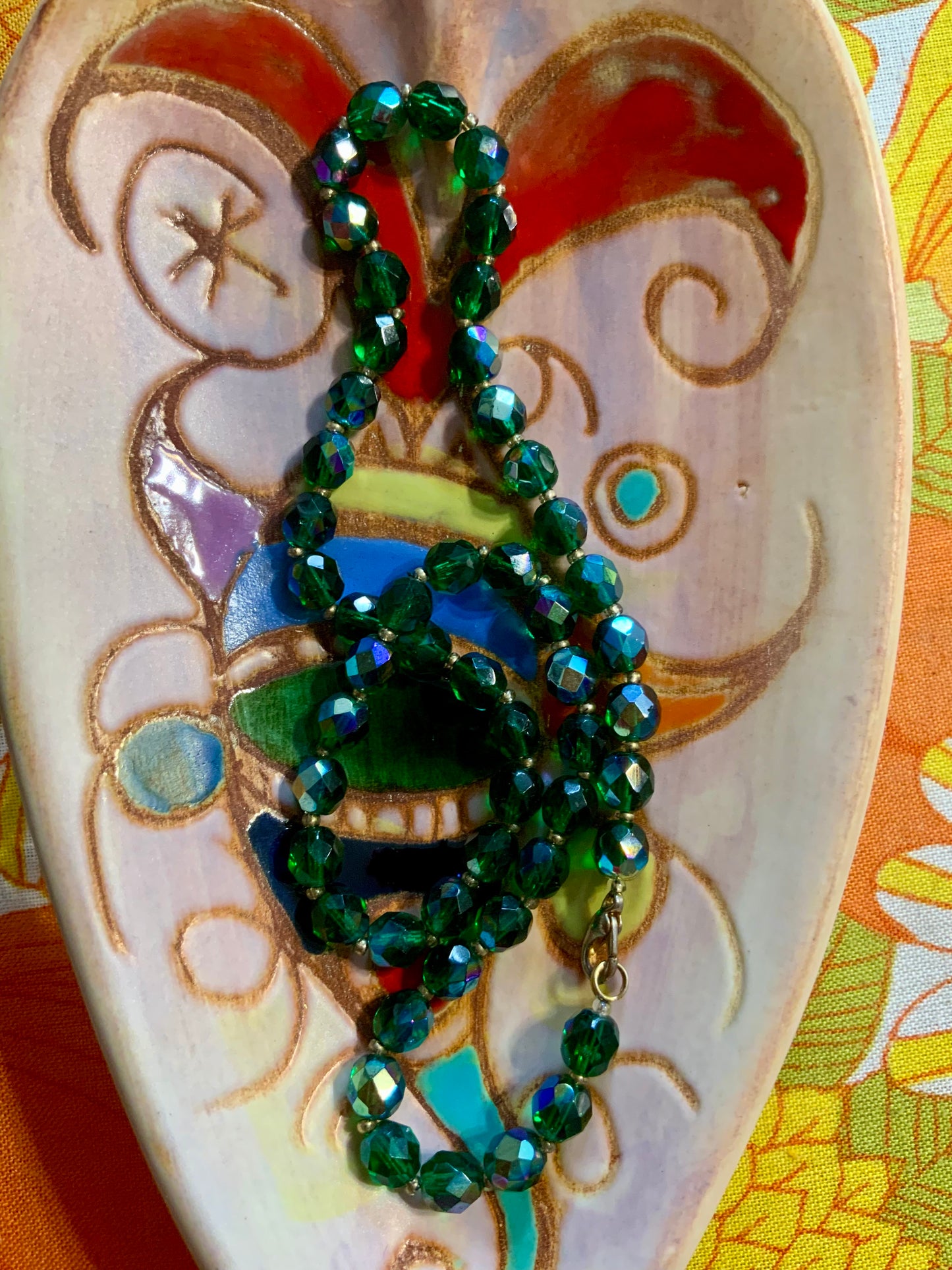 Collier en perles de verre vertes Vintage