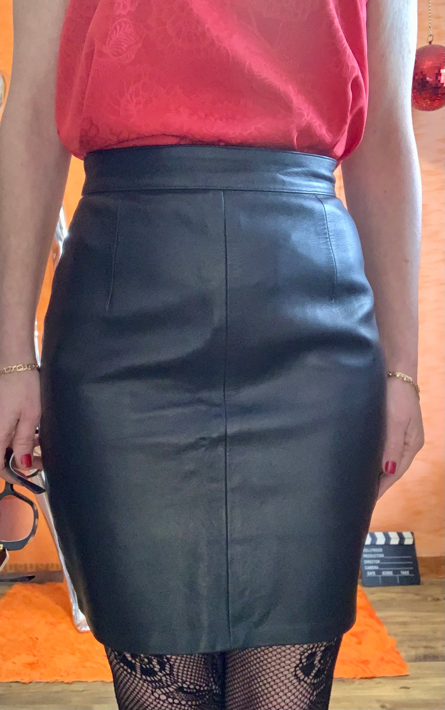 Mini jupe cuir noir Vintage 1980/90- T34/36