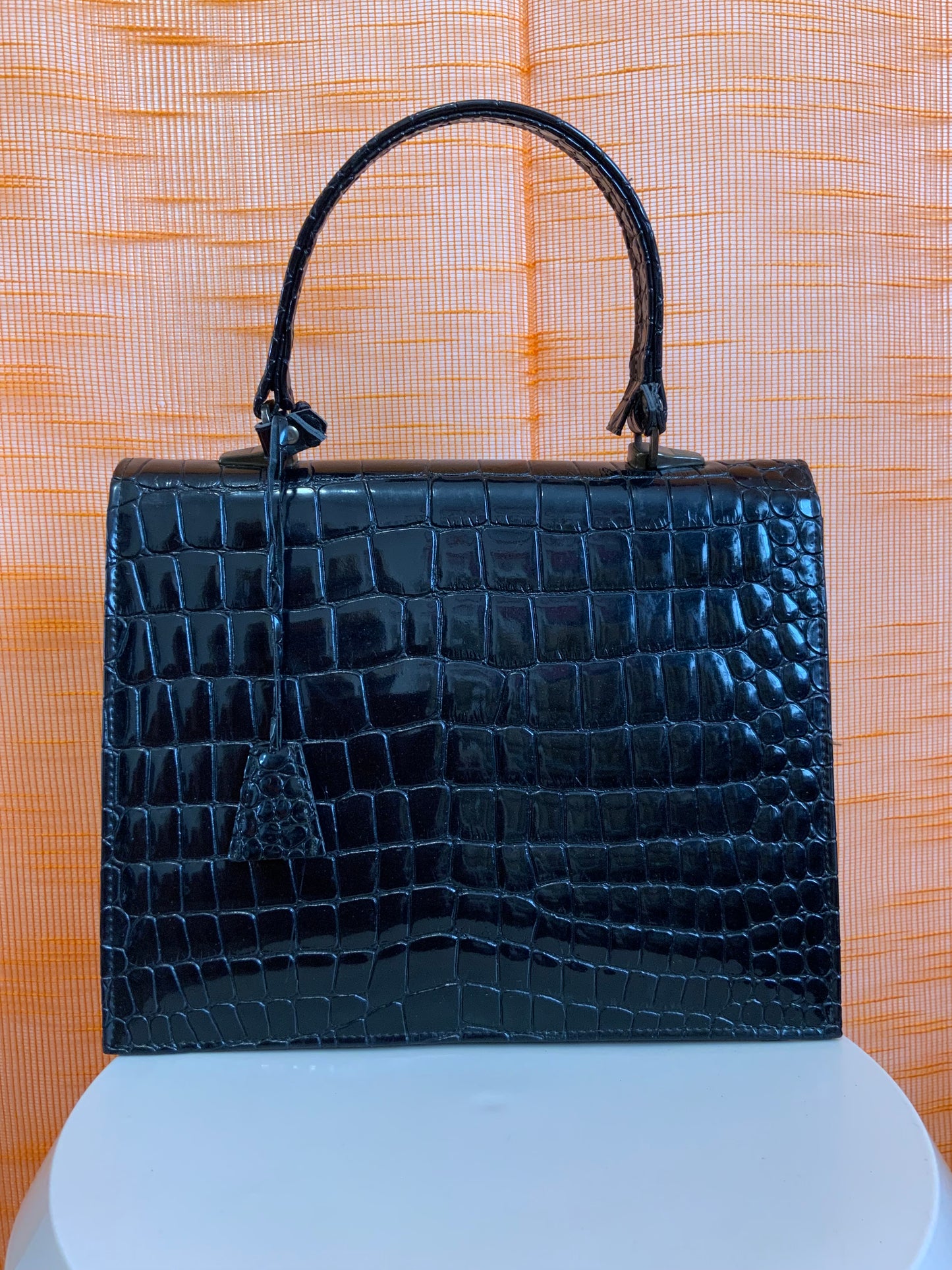 Sac à main Cuir Vernis grains croco Vintage Elegance