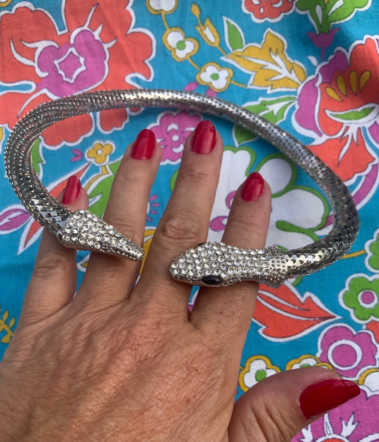 Collier rigide Serpent à strass - Élégance Originalité Vintage 2000’