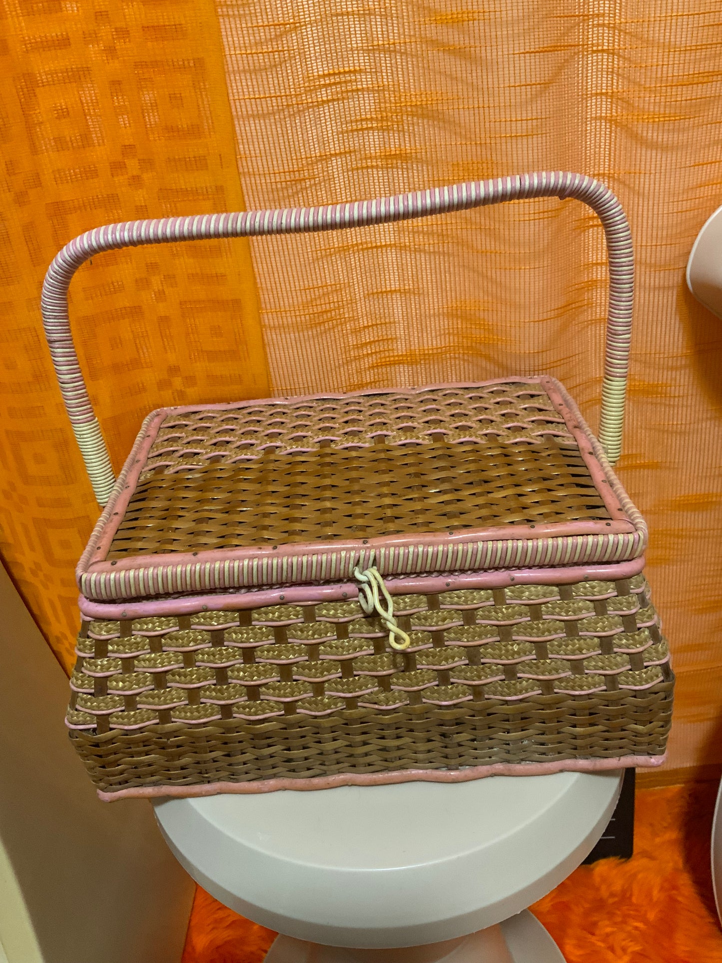 Boite à couture panier Vintage Soie rose France