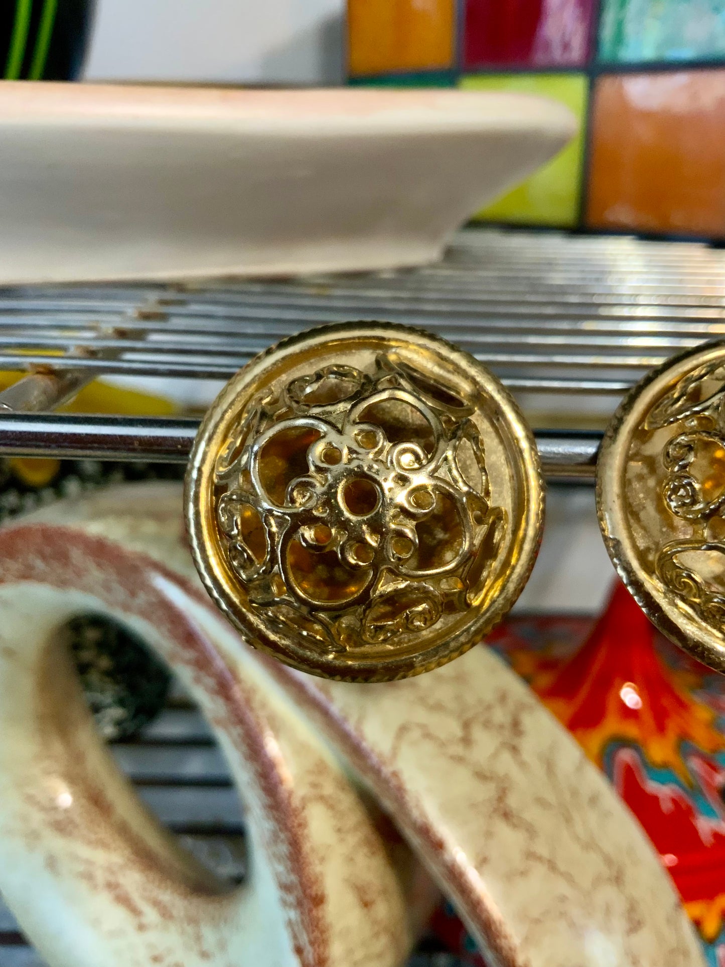 Superbes boucles d’oreilles Vintage 1980 Stylées