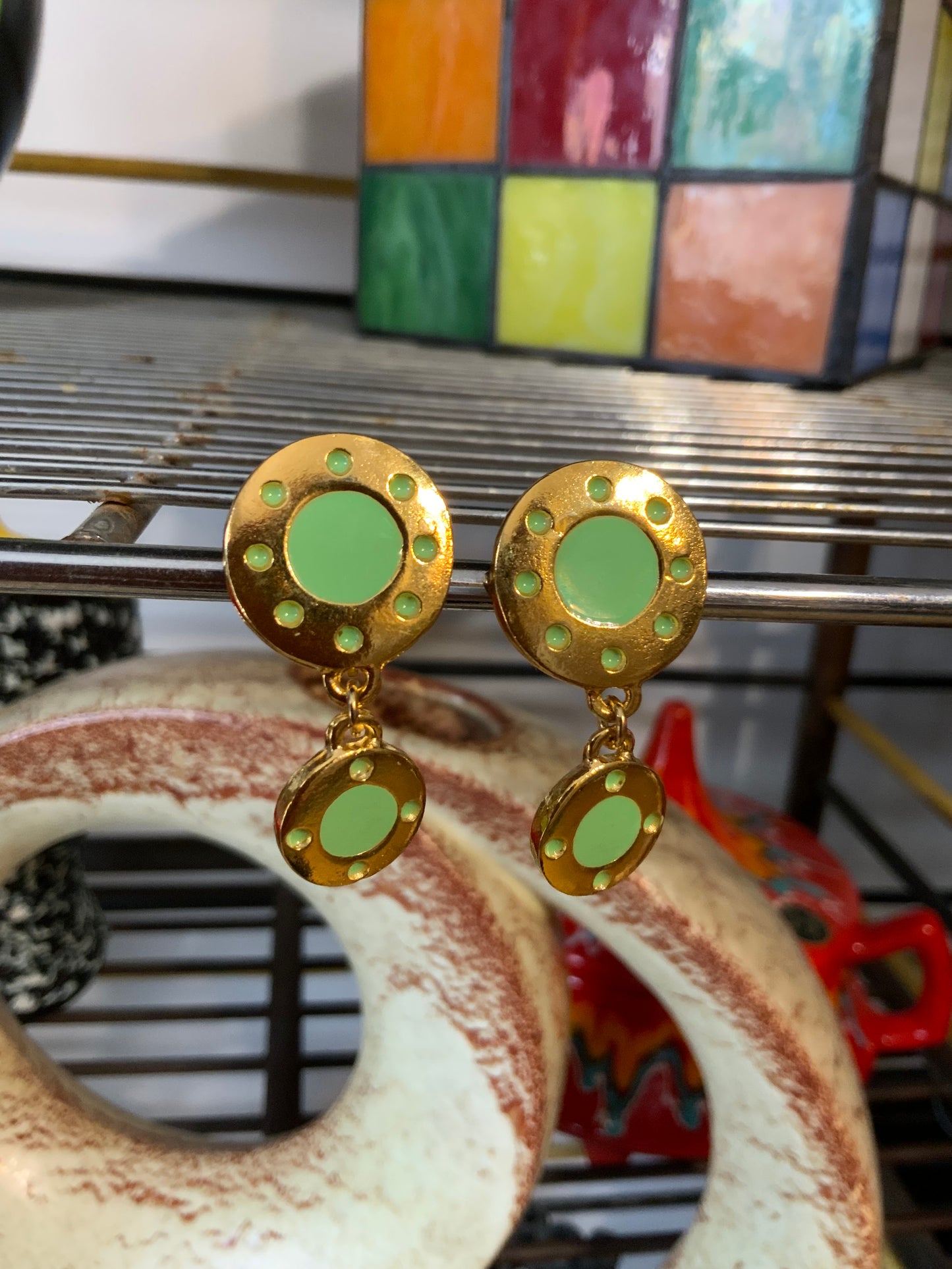 Superbes boucles d’oreilles pendantes Jacky de G France Vintage