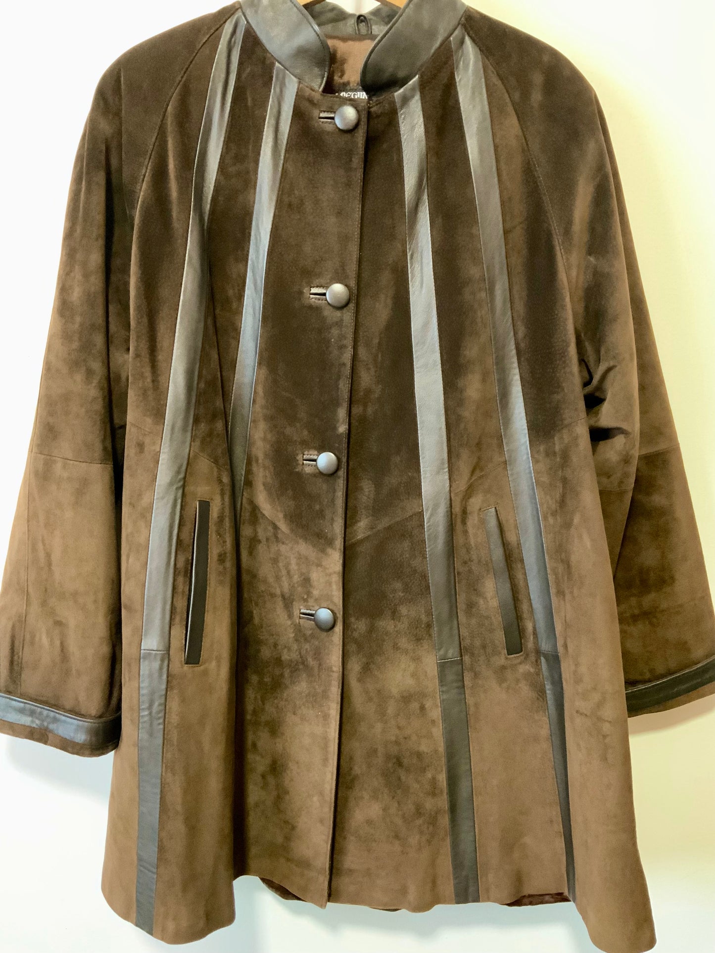 Manteau Élégant Cuir Daim Vintage Élégance 1980-90- T44.