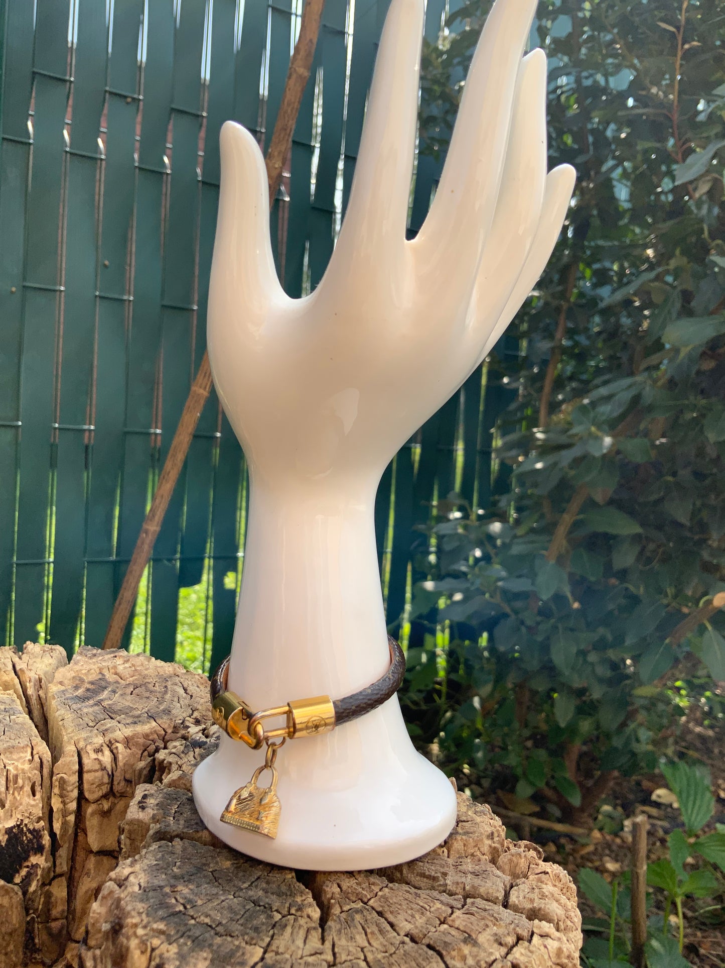 Bracelet Louis Vuitton Alma Cuir Monogrammé Luxe