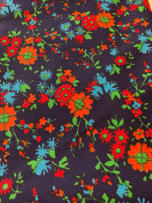 Pièce de Tissu Jersey à fleurs 1970 - 145X185 cms.