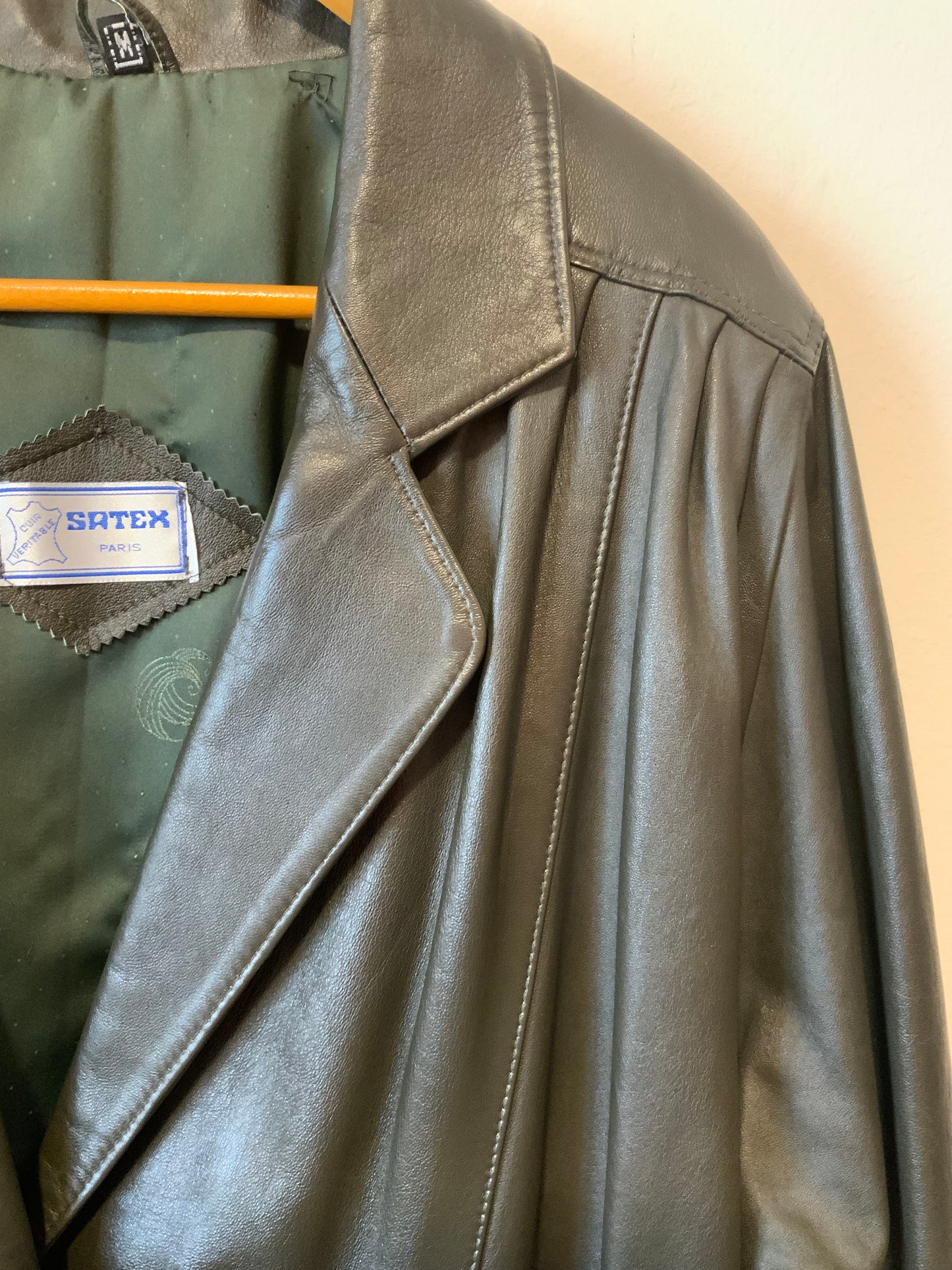 Veste en cuir 3/4 Belle Forme- Vintage 1980/90 TU.