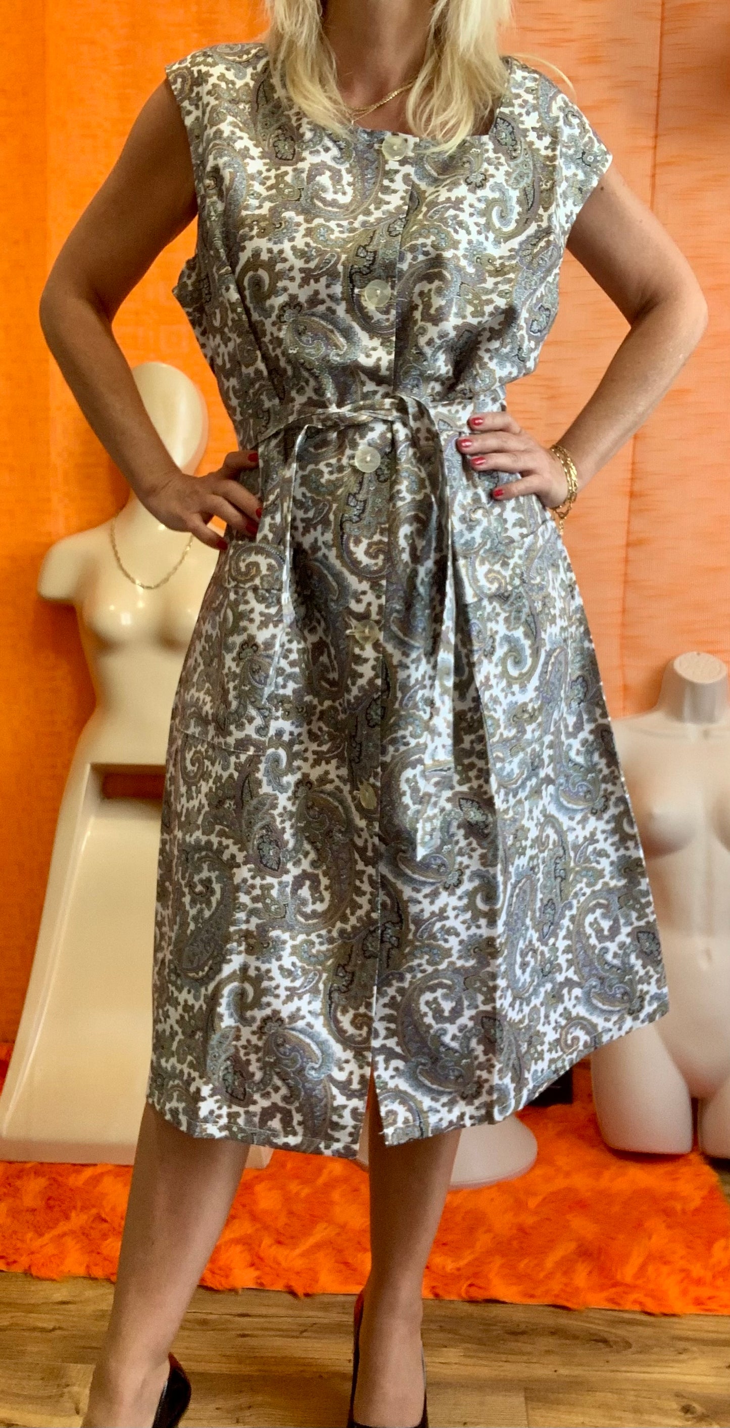 Robe blouse aux motifs cachemire Vintage neuf 1970 - T48