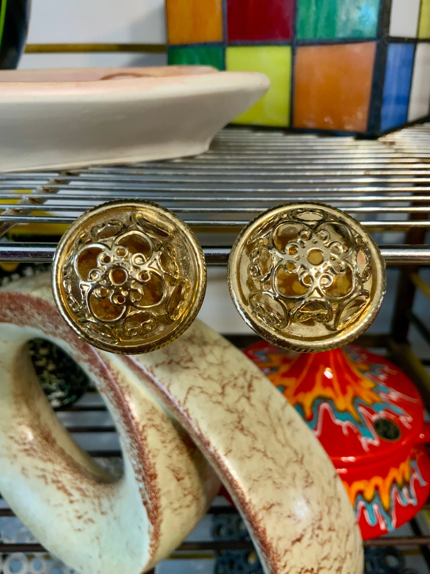 Superbes boucles d’oreilles Vintage 1980 Stylées