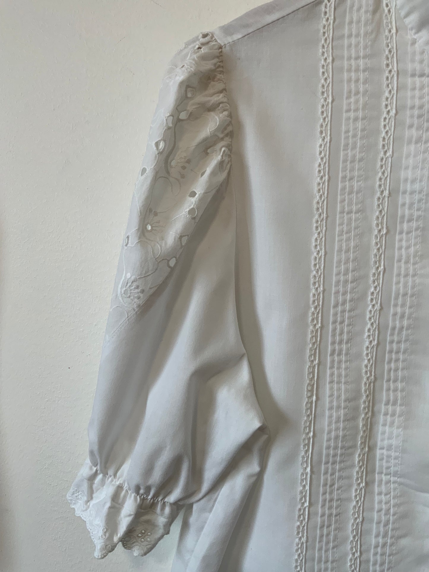 Chemisier Autrichien Broderies anglaises fleurs Vintage - T40