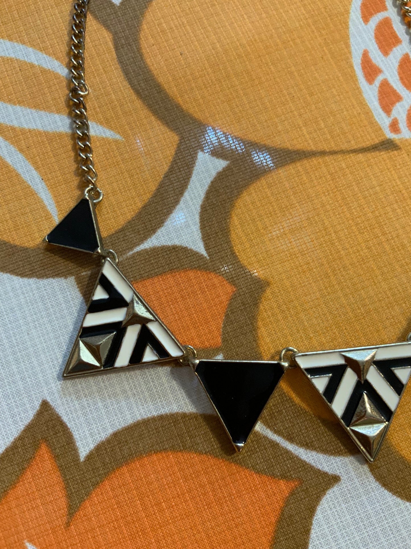 Collier Vintage Triangles Façon 1980 -