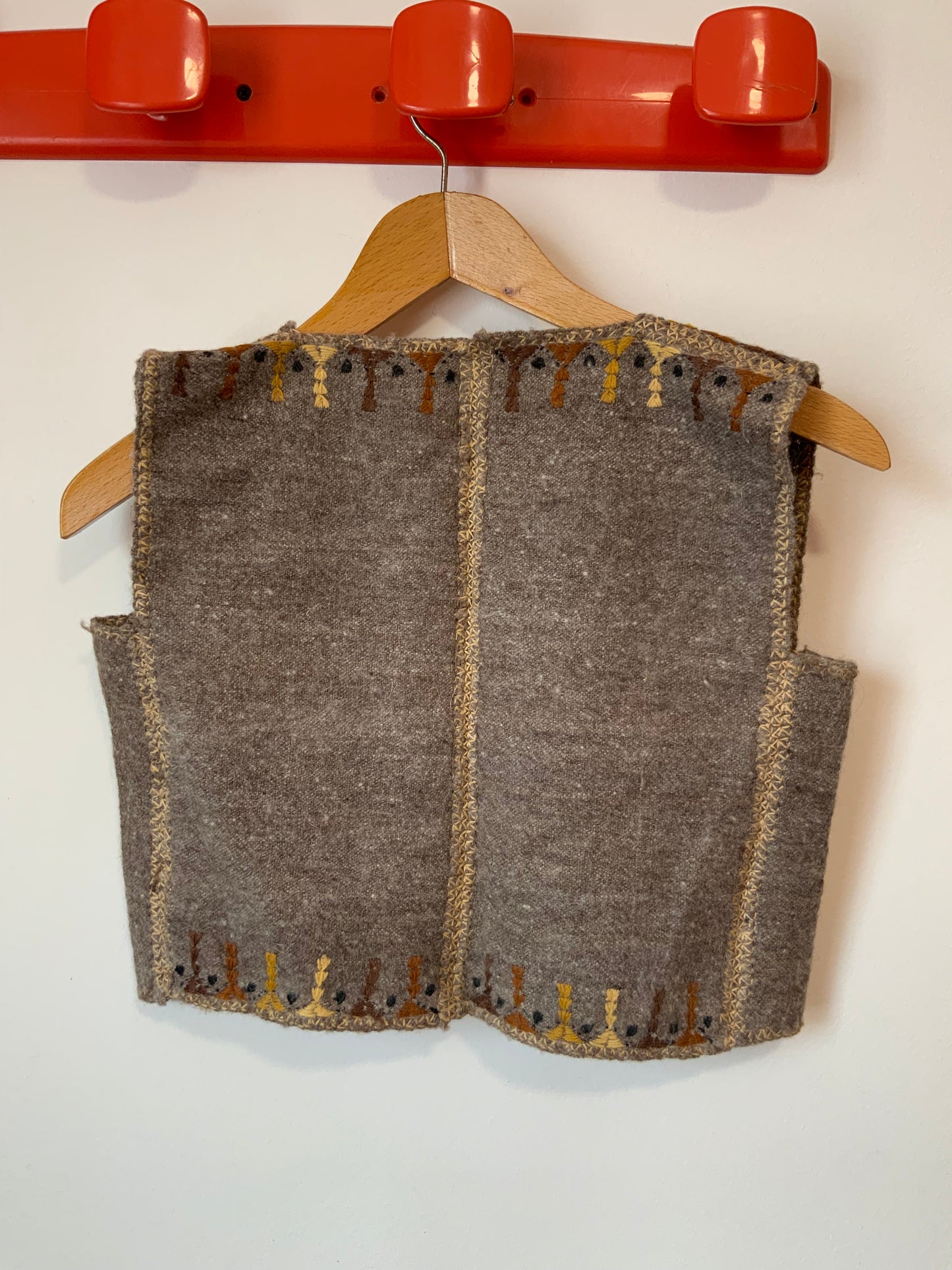 Gilet broderies Laine court Vintage- T38