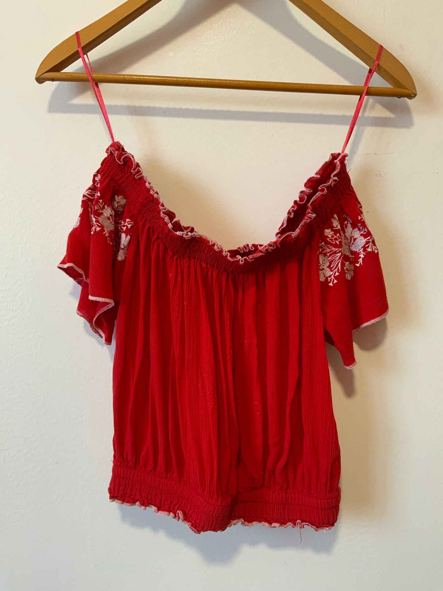 Top Epaules dénudées À fleurs- T XS