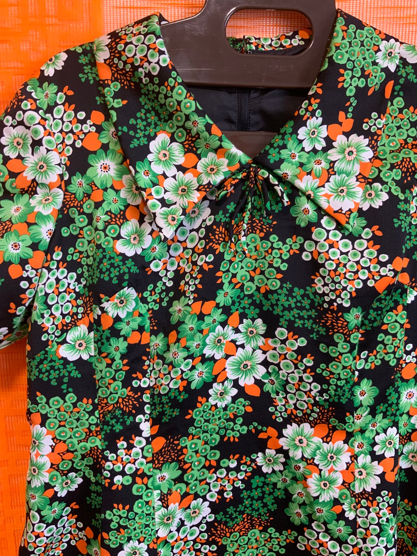 Robe a fleurs Confection création Vintage 1970- T46