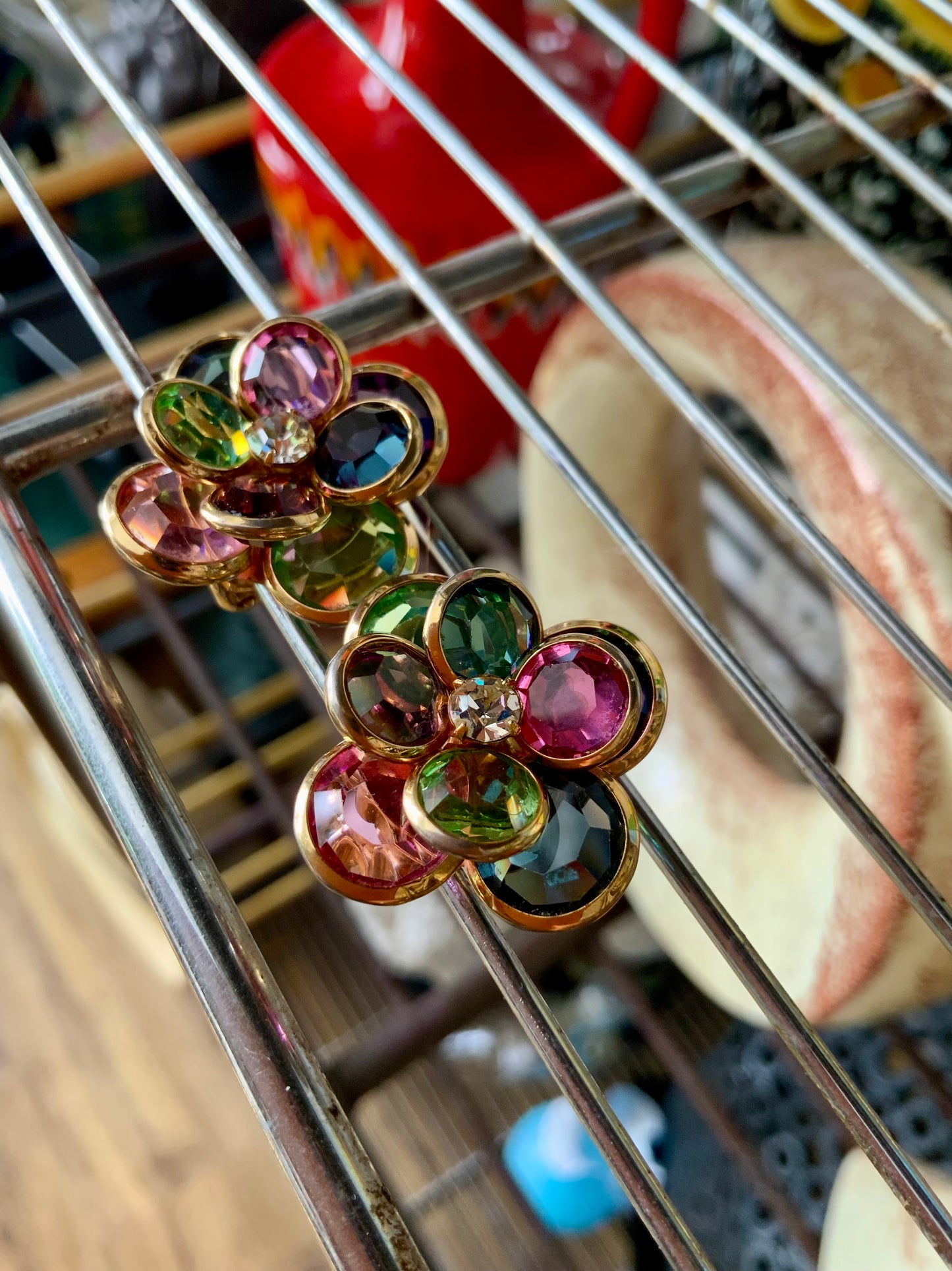 Boucles d’oreilles Vintage Pétales de verre Très chic Anciennes