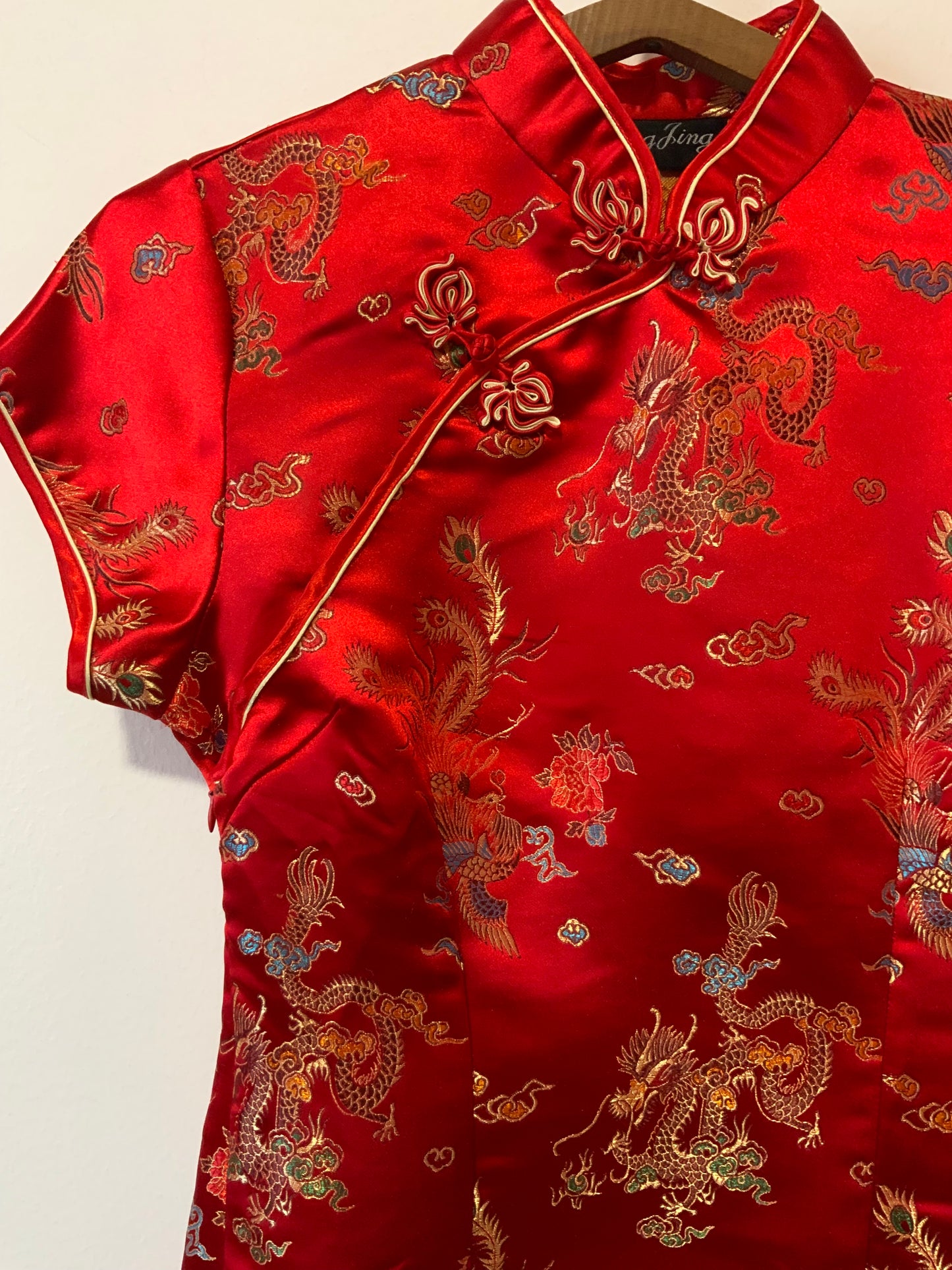 Superbe Robe Chinoise Soie Rouge Dragons-T36