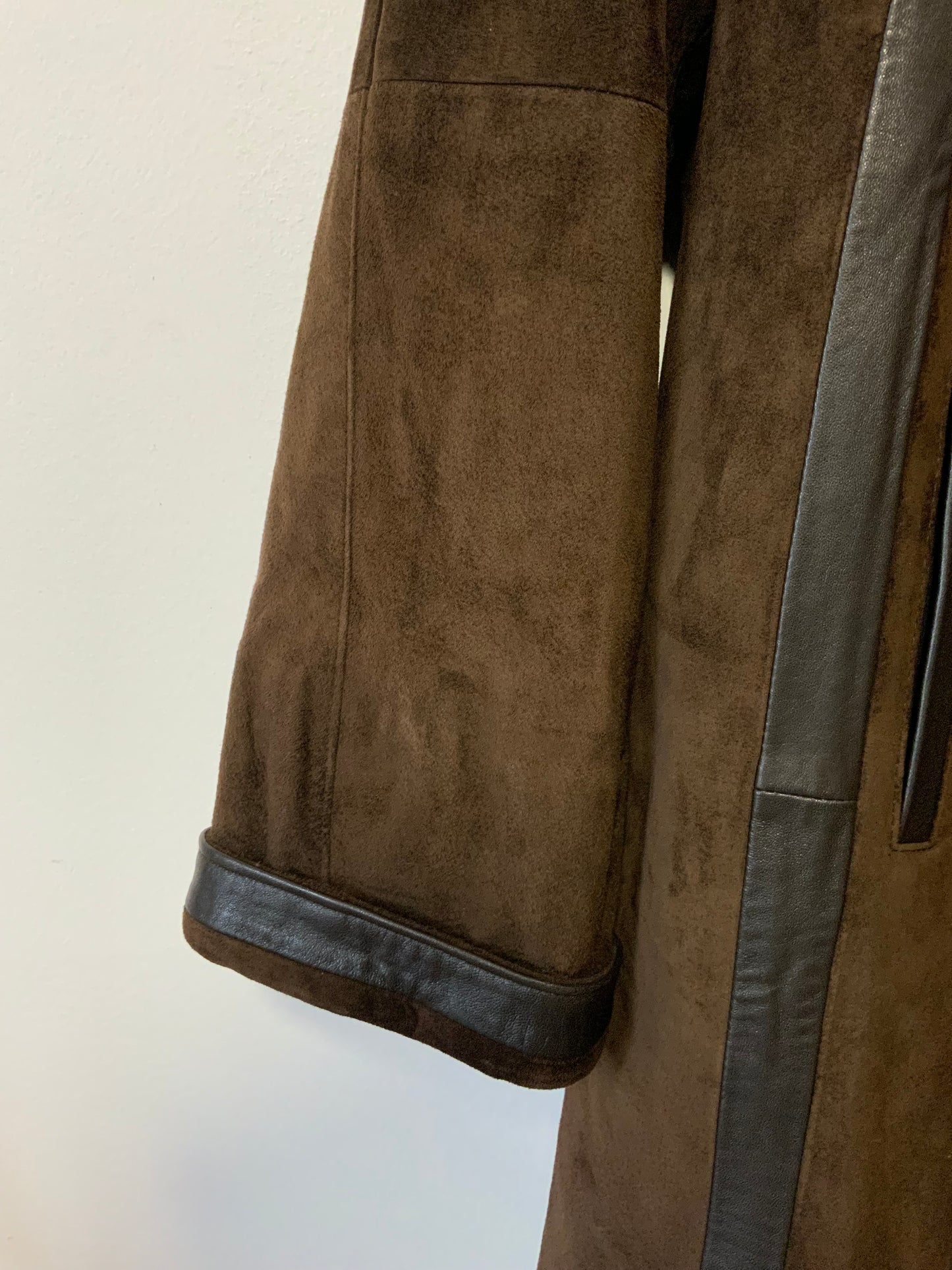 Manteau Élégant Cuir Daim Vintage Élégance 1980-90- T44.