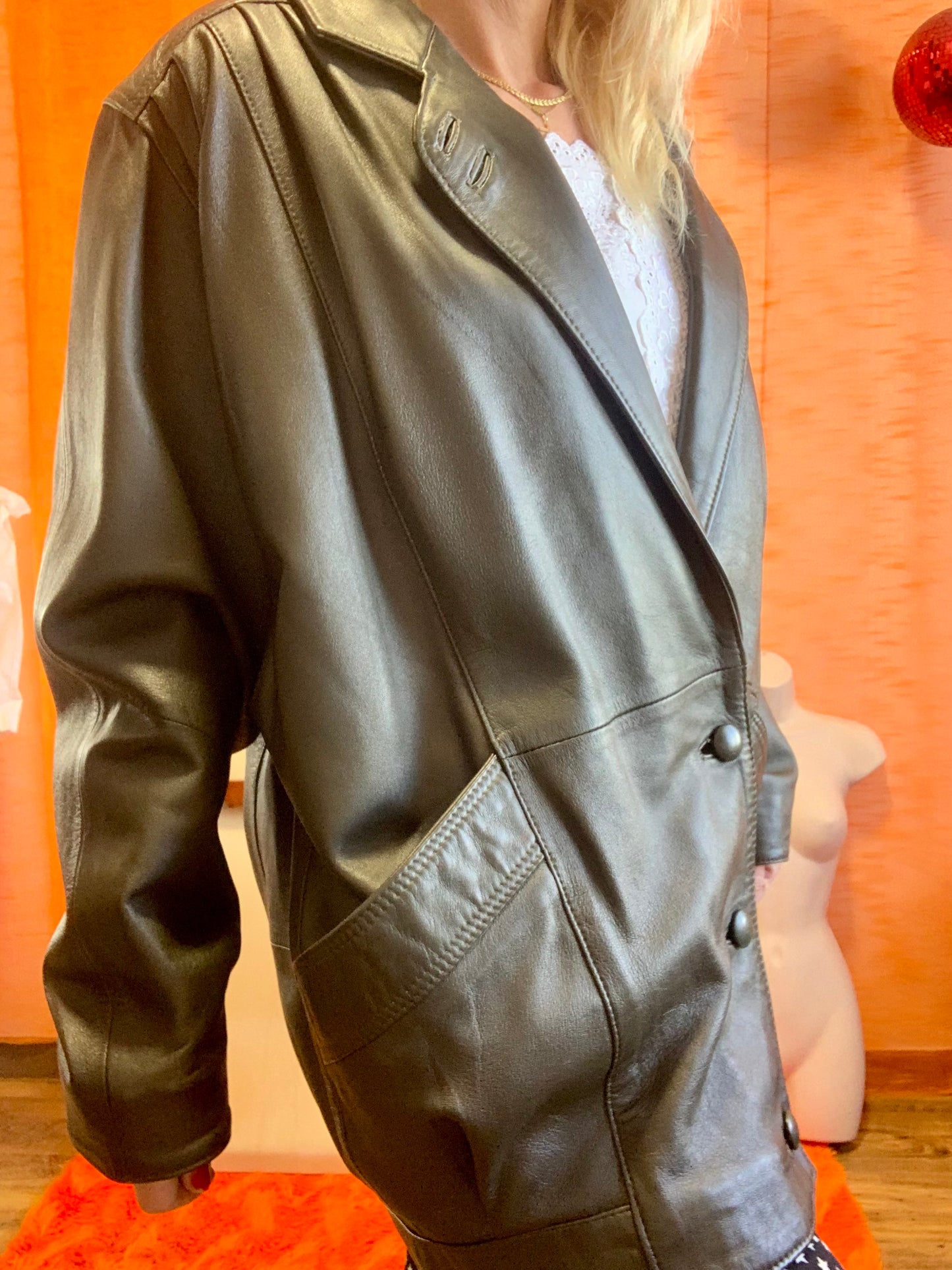 Veste en cuir 3/4 Belle Forme- Vintage 1980/90 TU.
