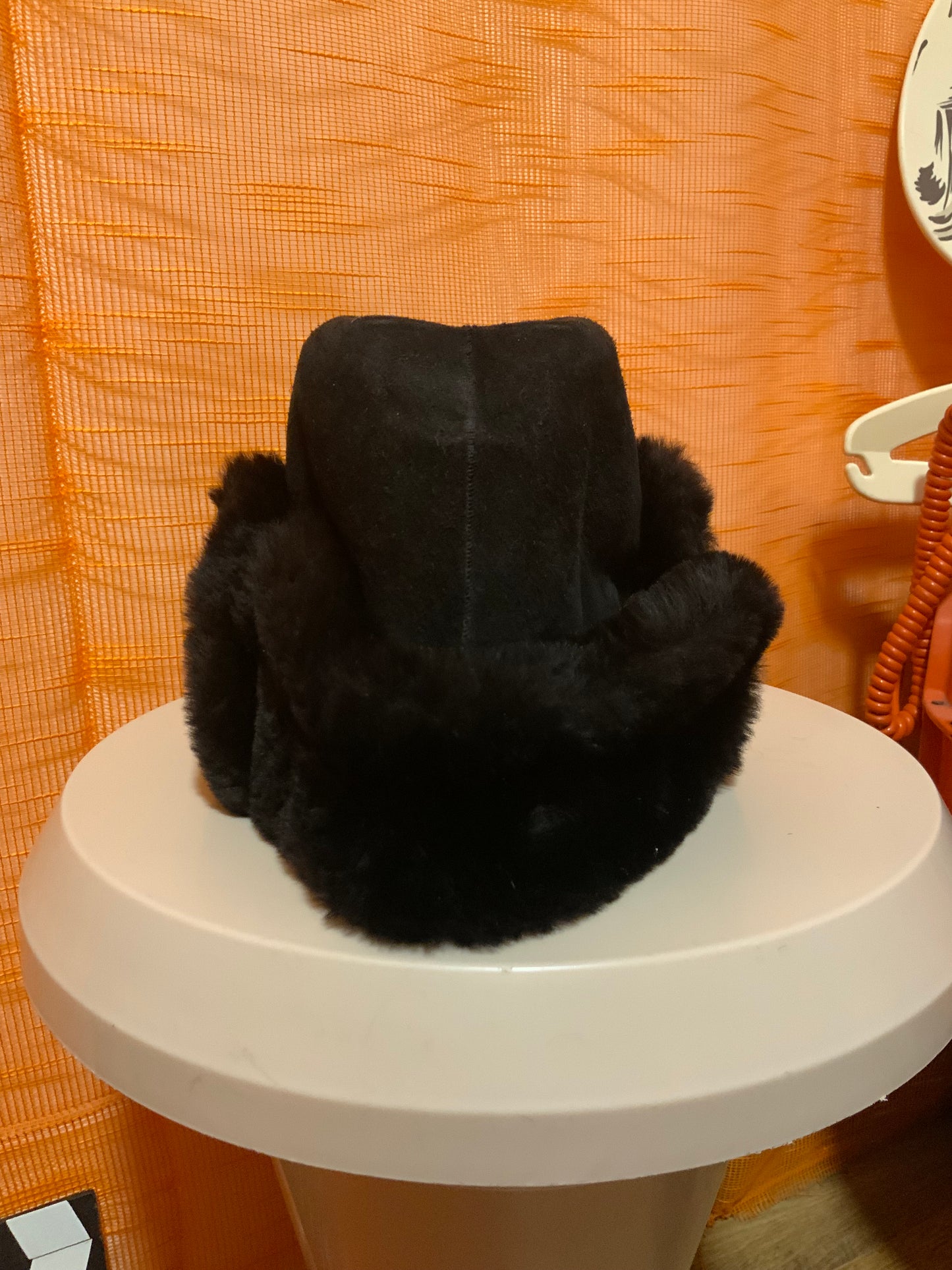 Chapeau Toque Cuir daim et fourrure synthétique Noire Vintage 1970