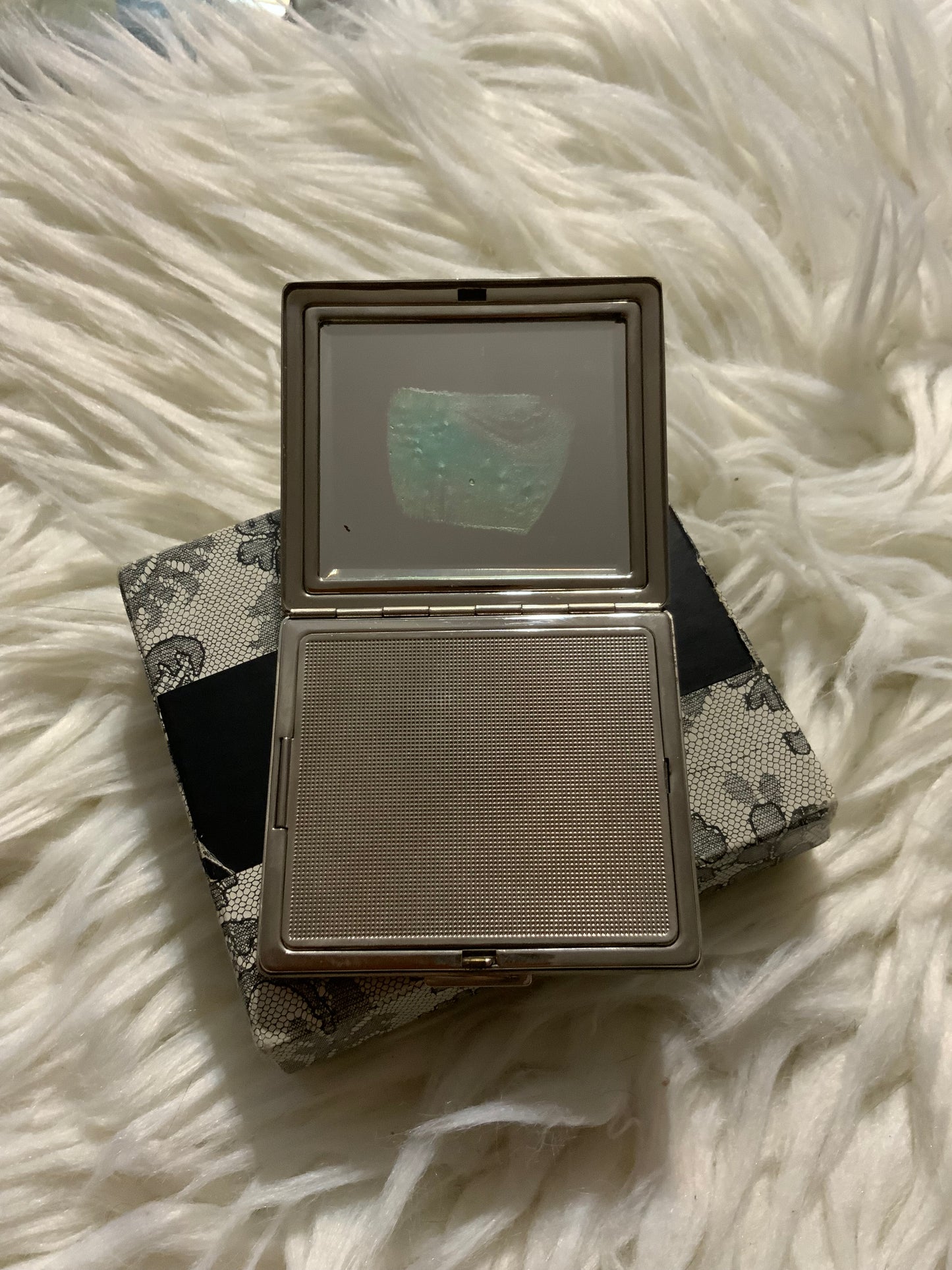 Poudrier Carré Rochas Paris France Vintage 1945 Collection