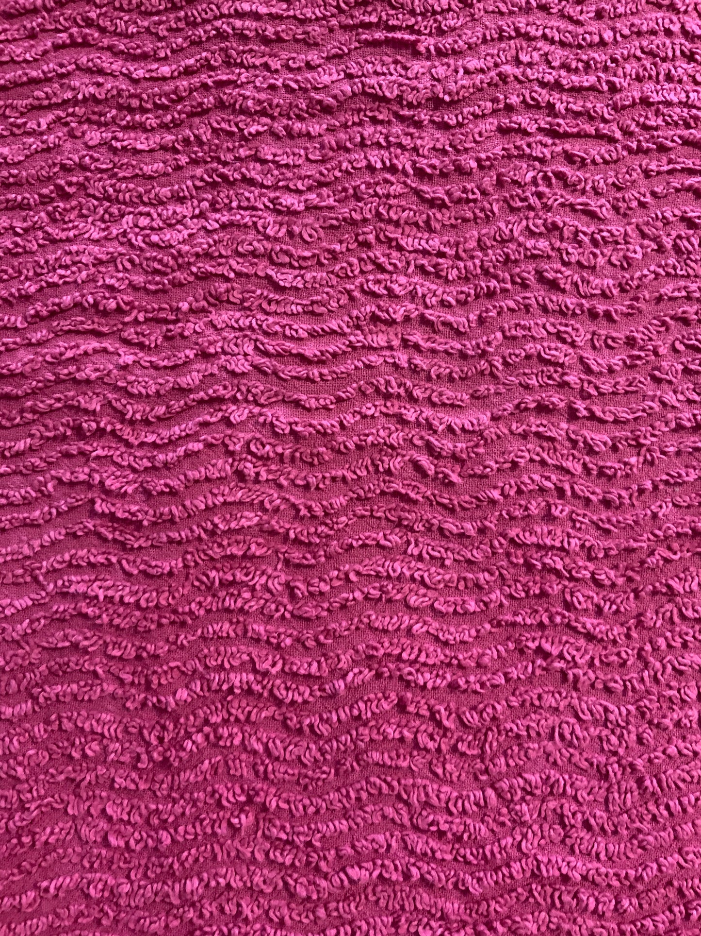Couvre Lit Fuchsia Mailles chenilles Vintage 1980 Coton 160x230 cms.