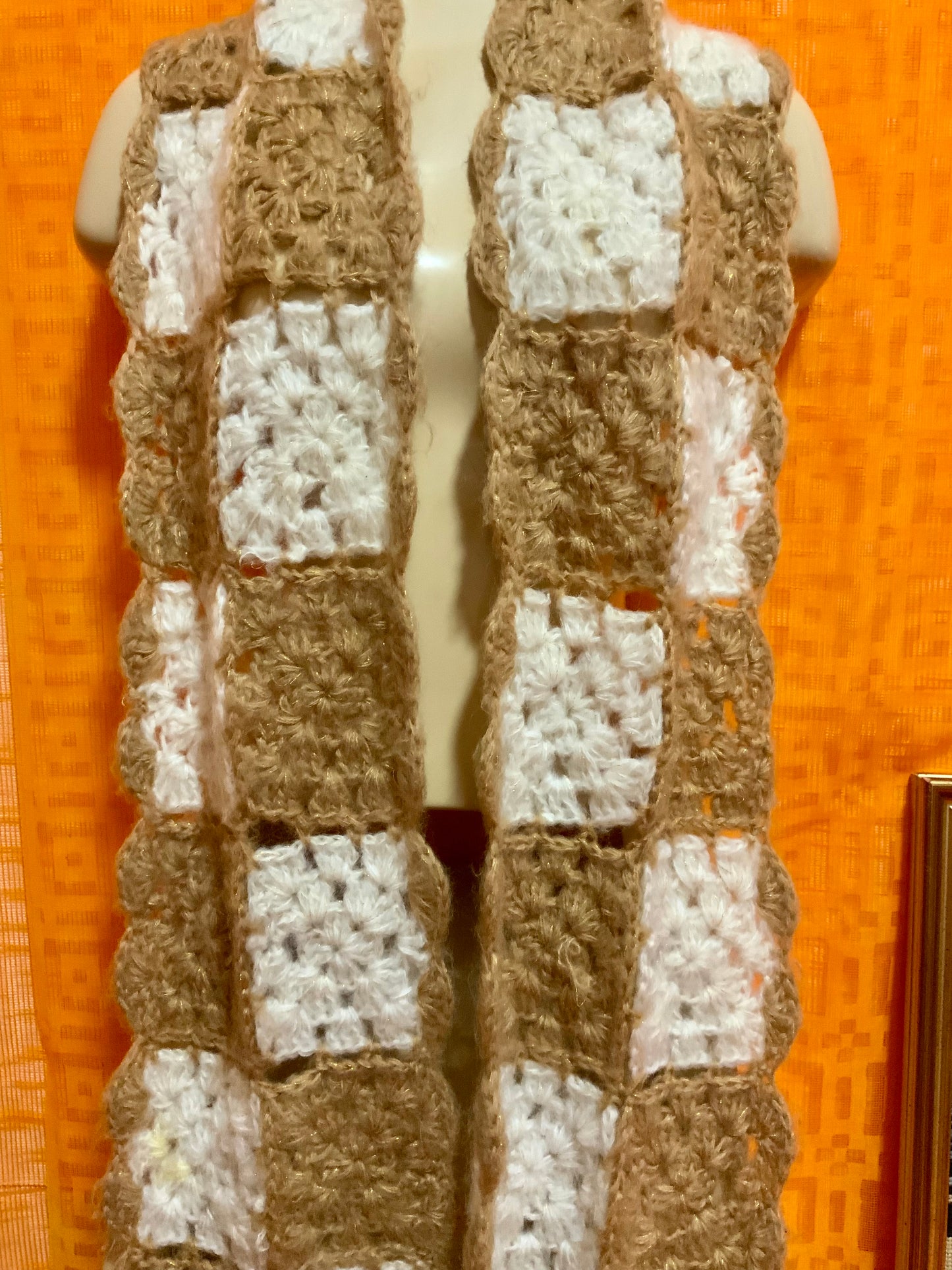 Sublime grande Écharpe Tricot Laine Faite main pailletée 1970 Vintage