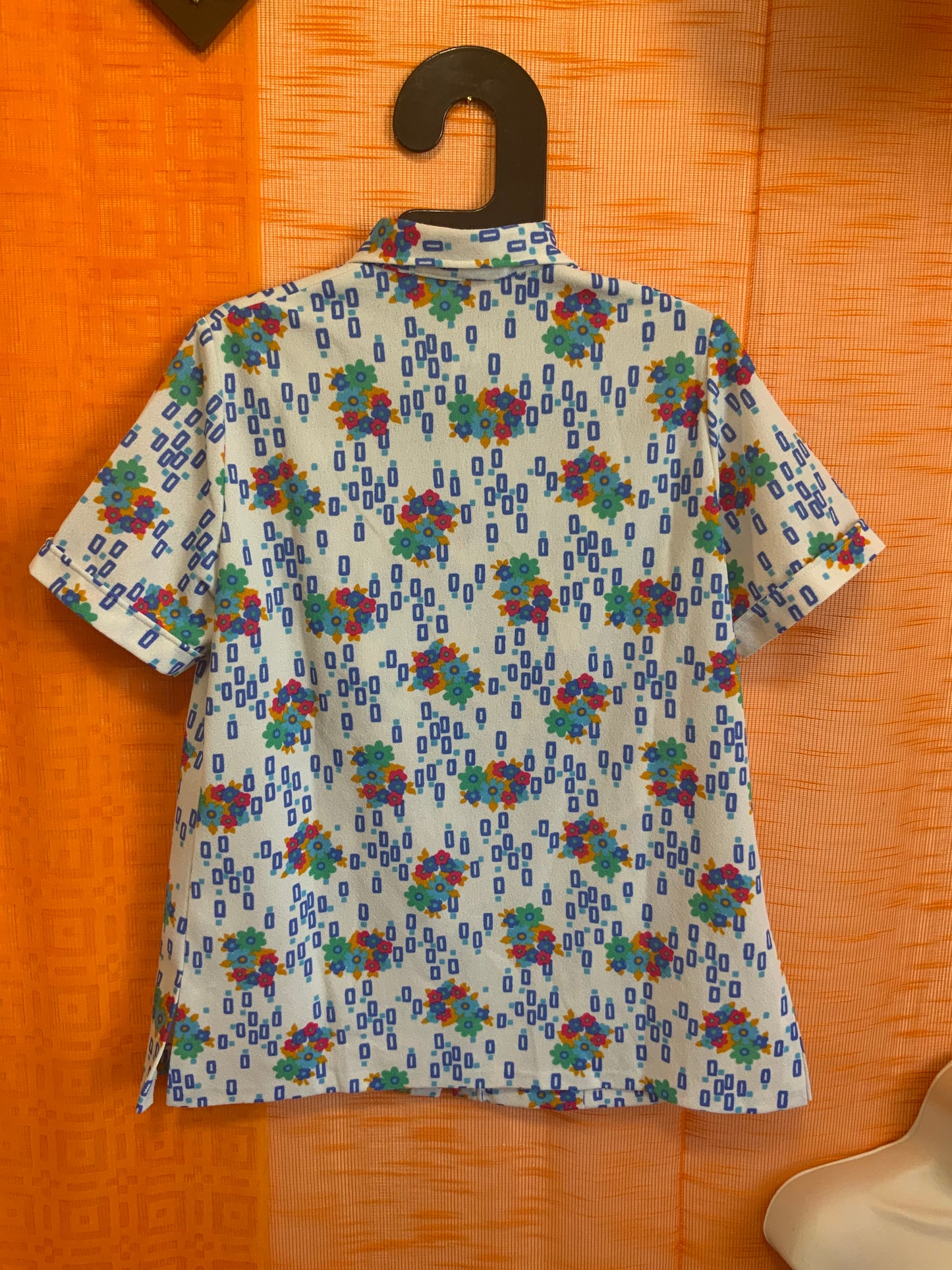Chemise a fleurs col pelle à tartes Vintage 1970 - T42
