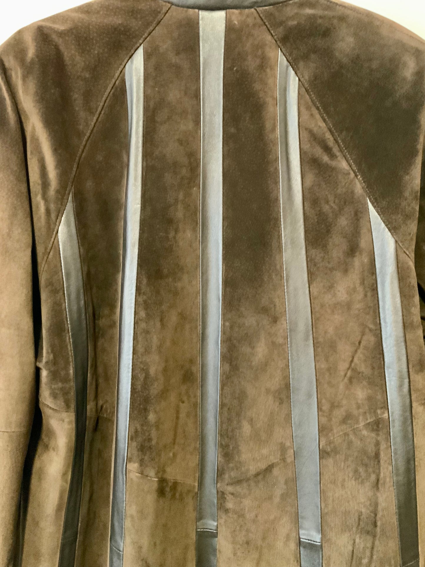 Manteau Élégant Cuir Daim Vintage Élégance 1980-90- T44.