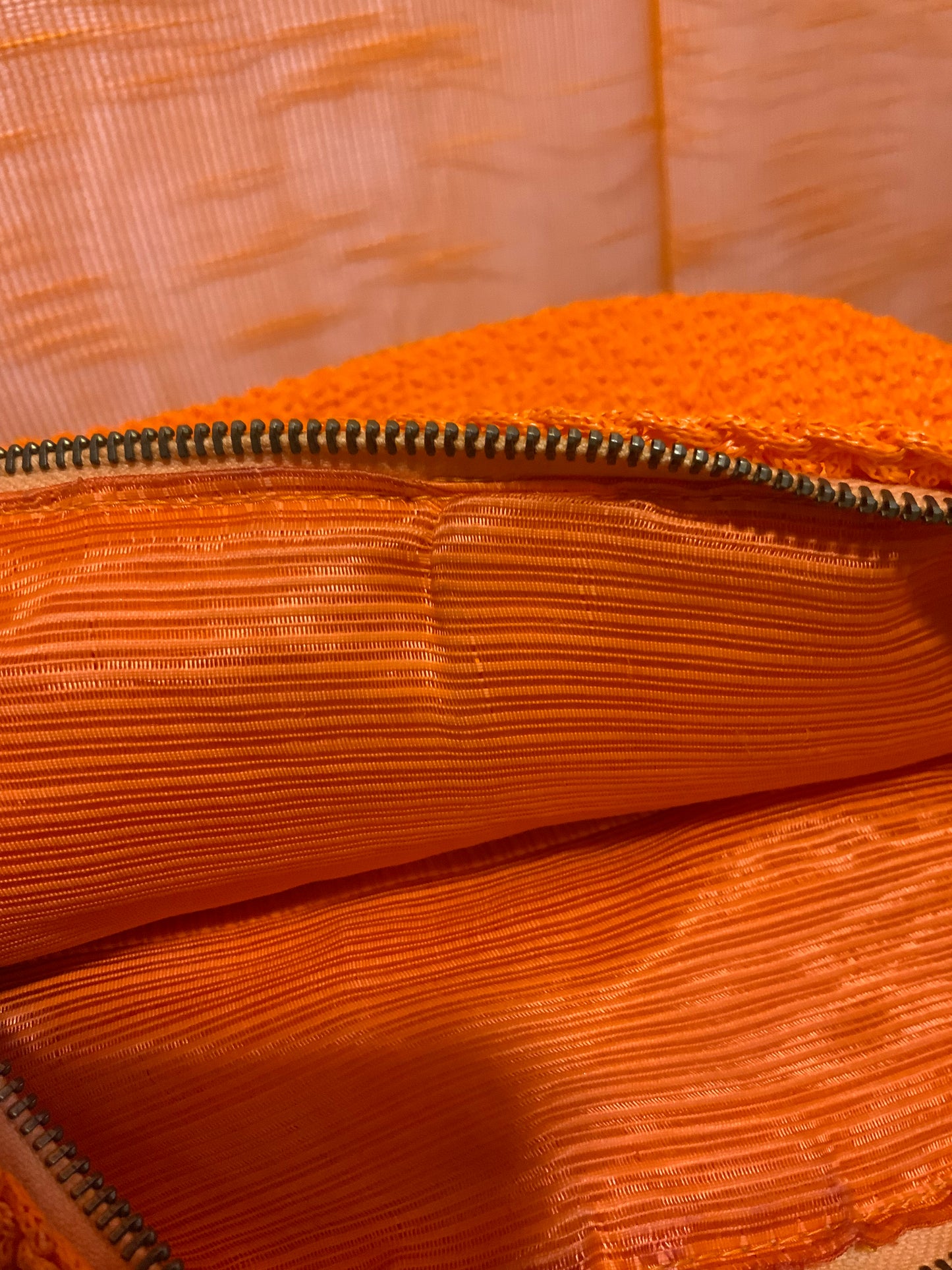 Sublime Sac Orange et cuir blanc Fait Main Italie 1970-
