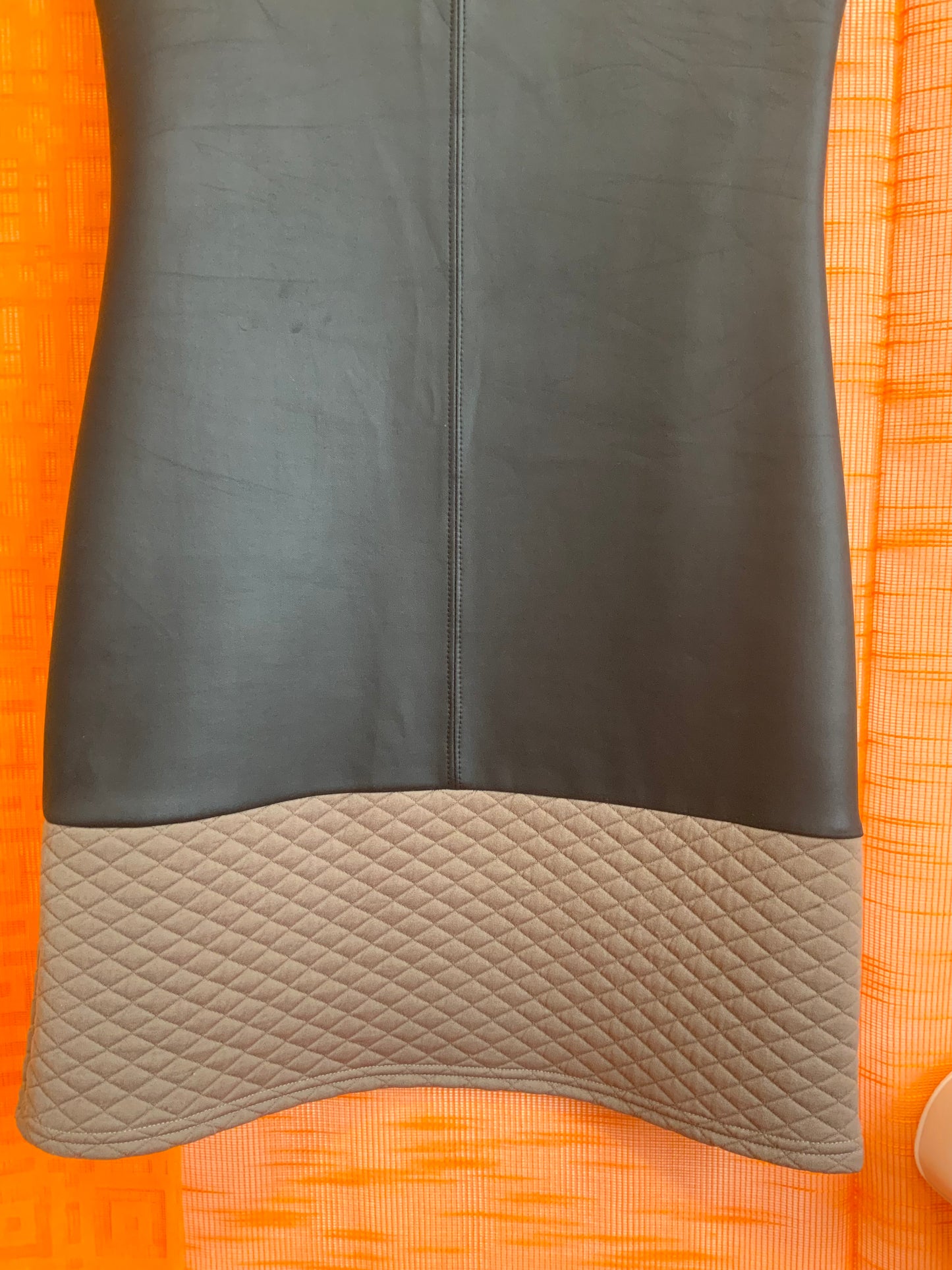 Robe Originale effet cuir Vintage 1990 Jus d’orange France - T36