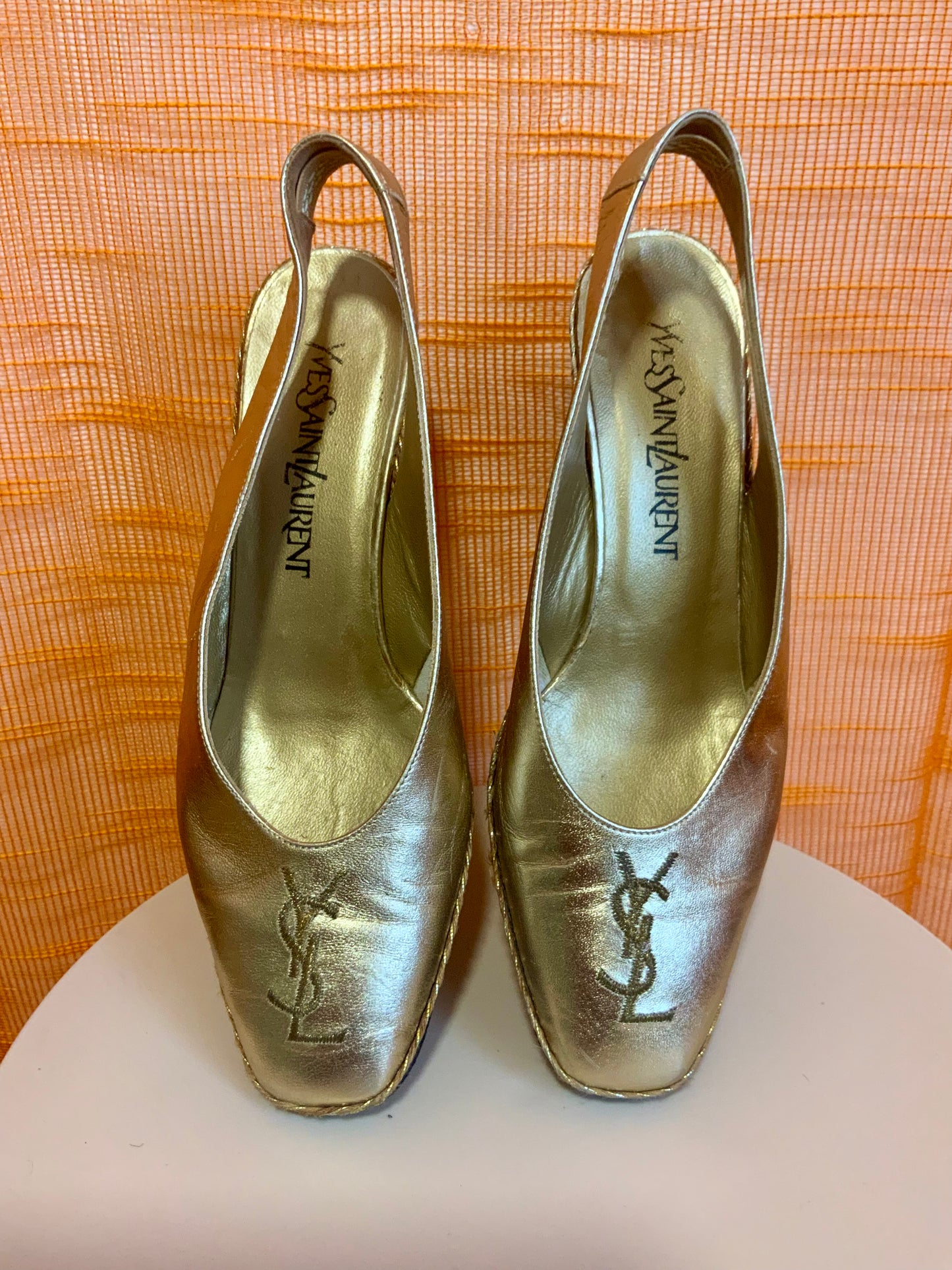 Escarpins compensés dorés Yves Saint Laurent Vintage- T37