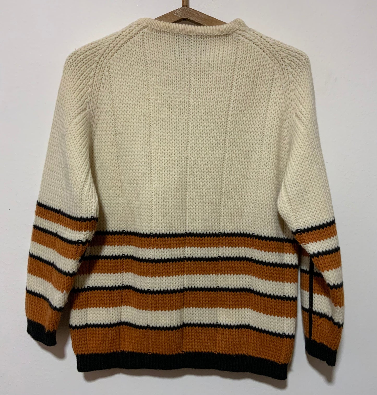 Très beau pull pure laine tricoté Vintage 1970/80