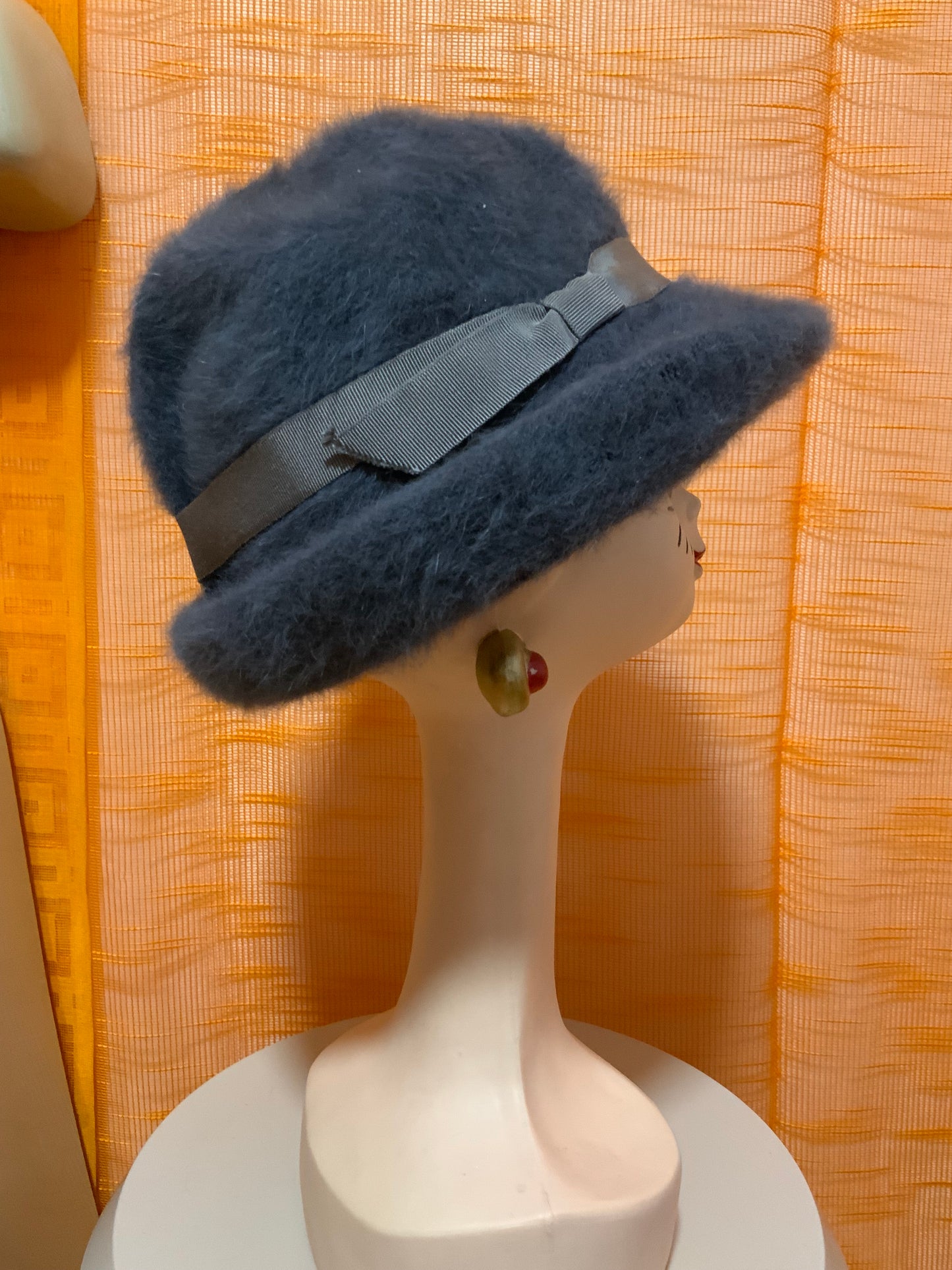 Chapeau Gris laine Angora Vintage France