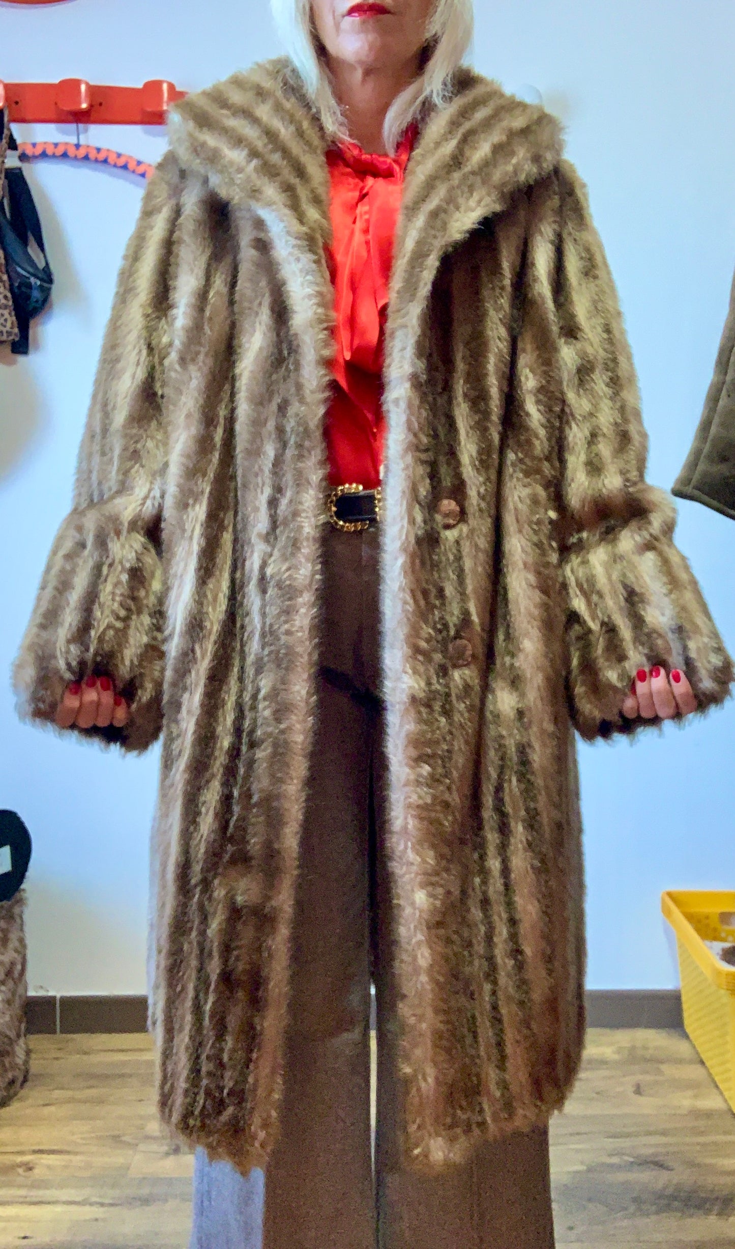 Grand manteau Chic Fausse fourrure Vintage Fait Main création 1960/70