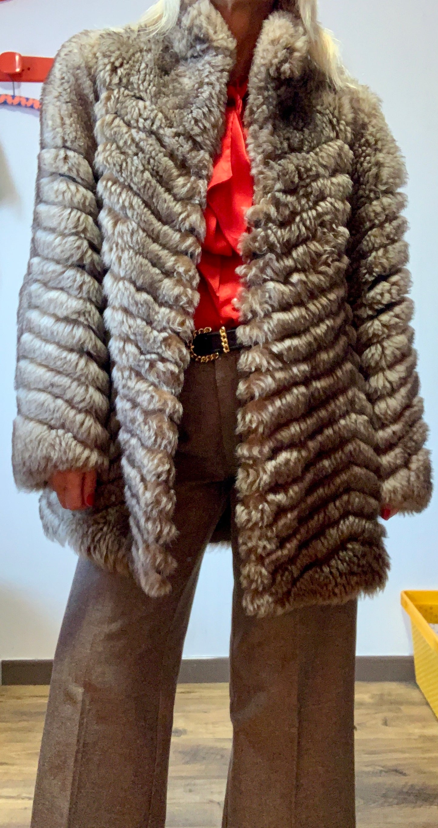 Manteau Fourrure synthétique Création faite à la main Vintage 1970