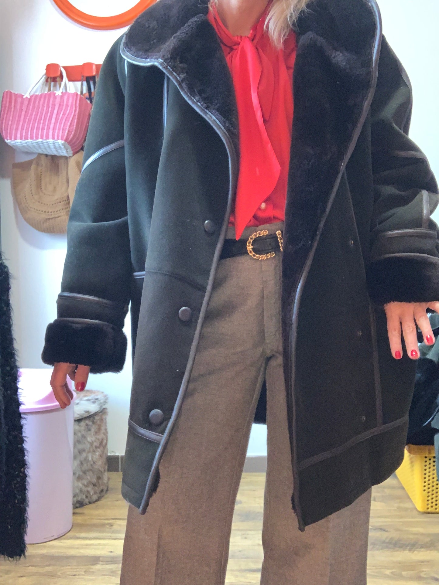 Manteau Vintage 1980 Aspect daim et empiècements cuir Matelassé et fourrure synthétique