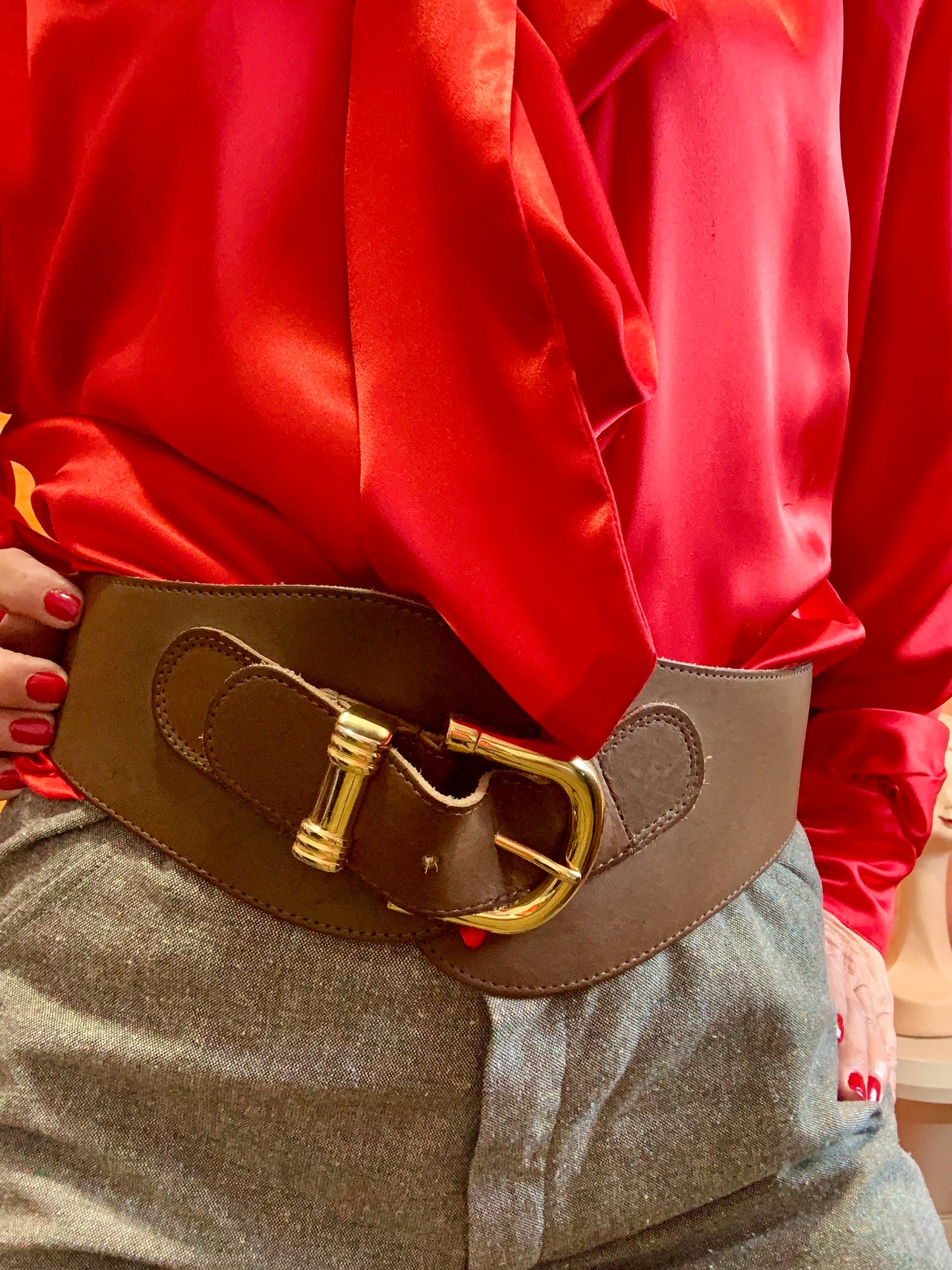 Grosse ceinture Cuir marron et métal doré Vintage France