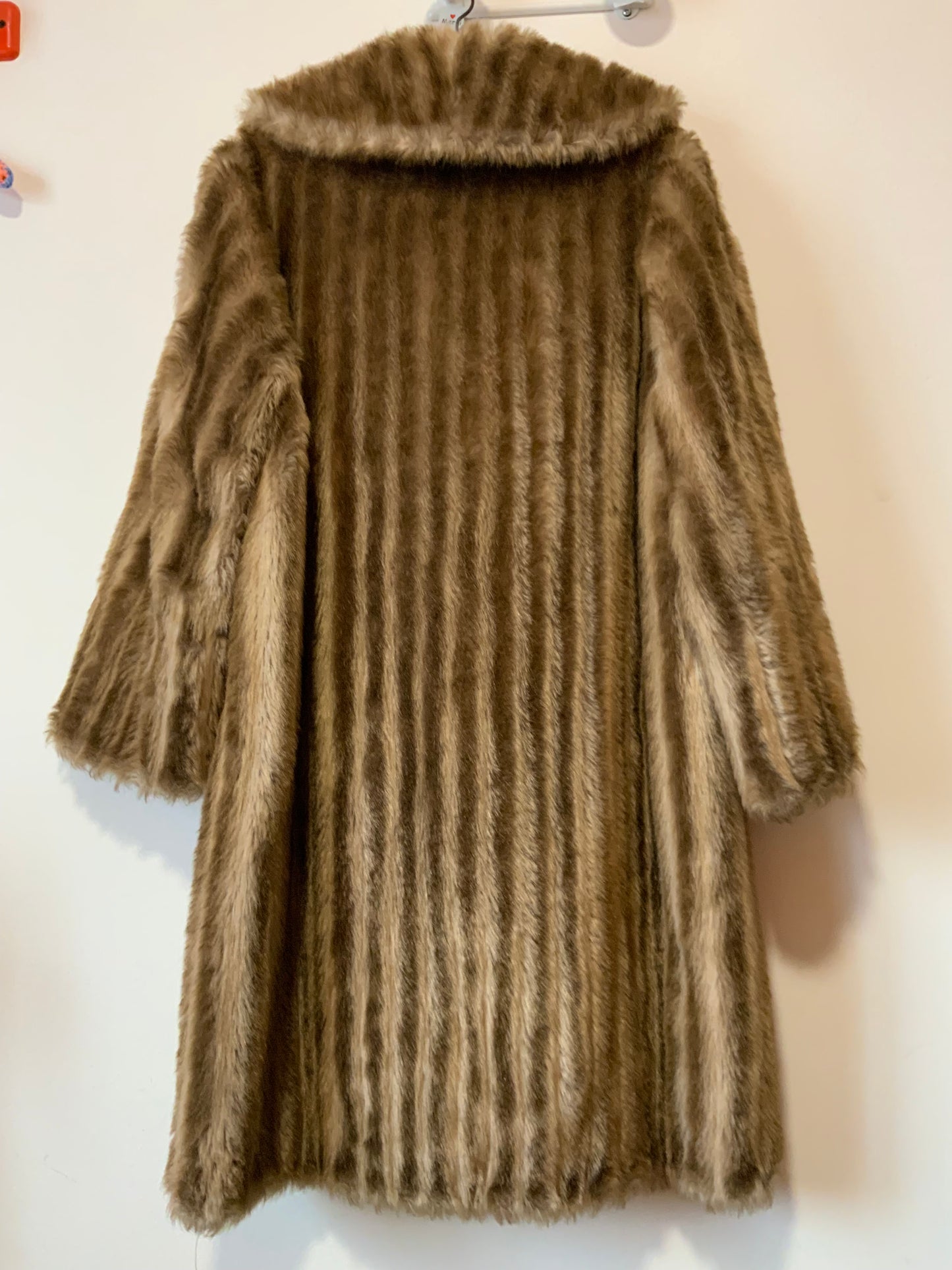 Grand manteau Chic Fausse fourrure Vintage Fait Main création 1960/70