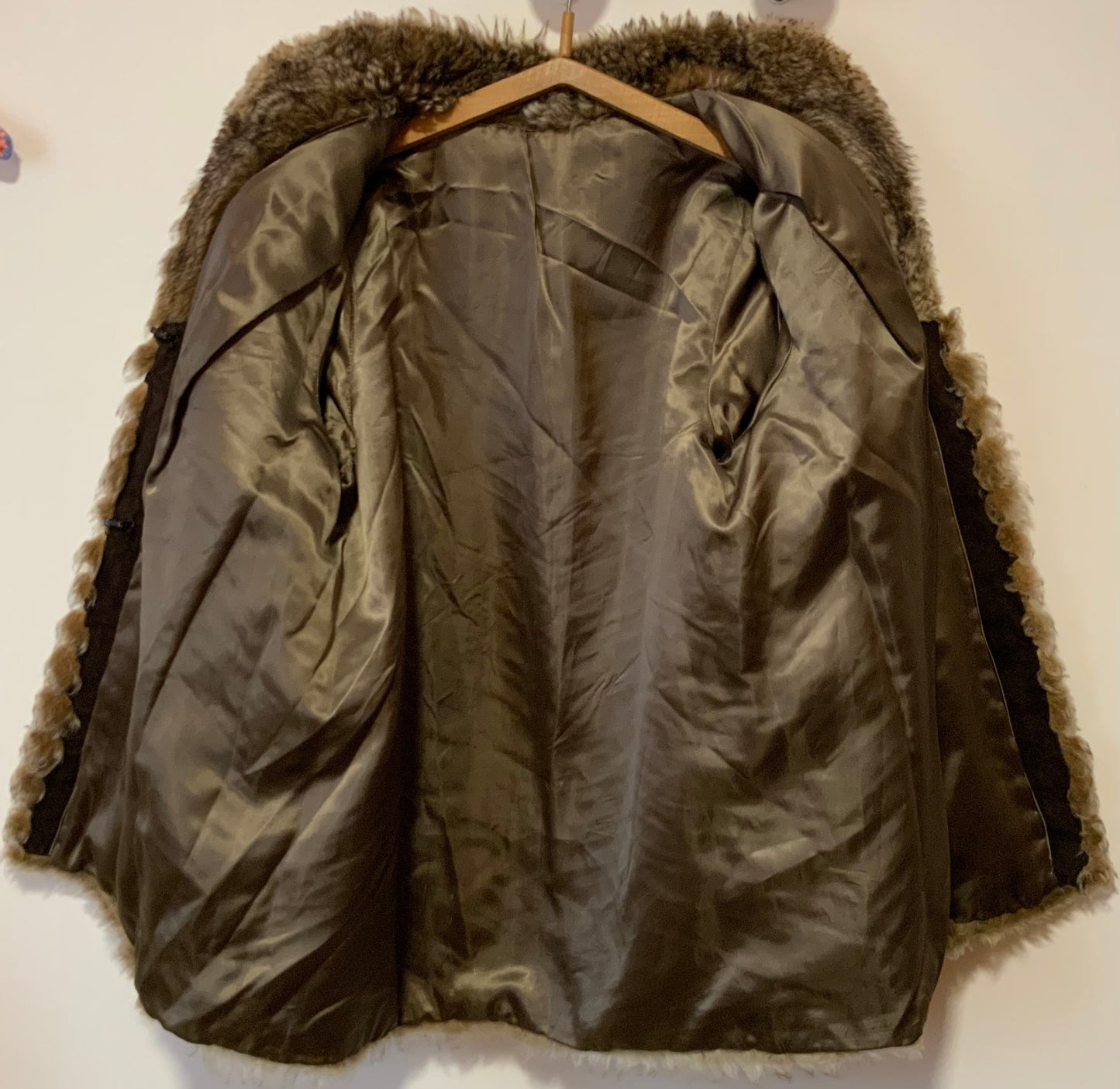 Manteau Fourrure synthétique Création faite à la main Vintage 1970