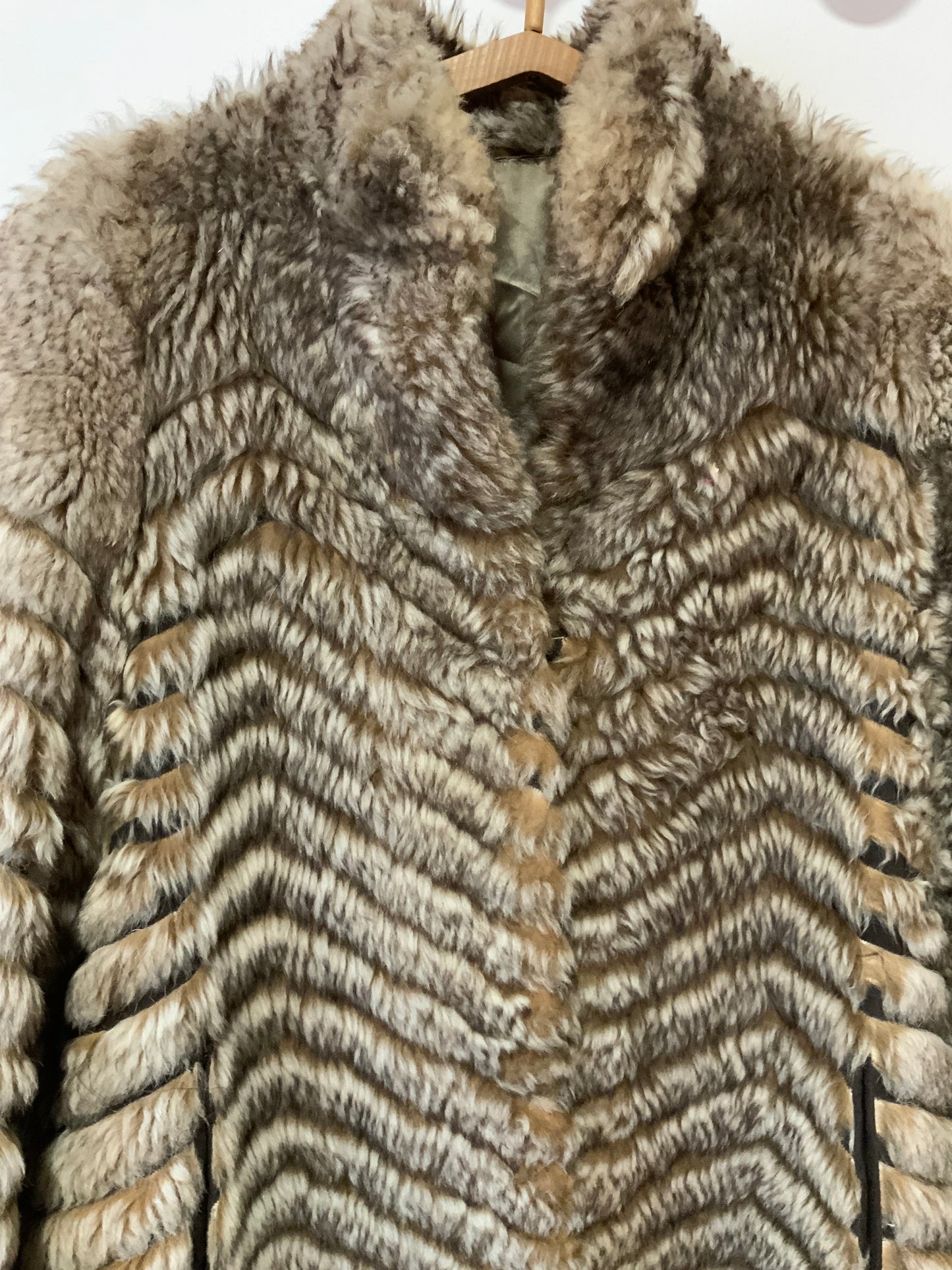 Manteau Fourrure synthétique Création faite à la main Vintage 1970
