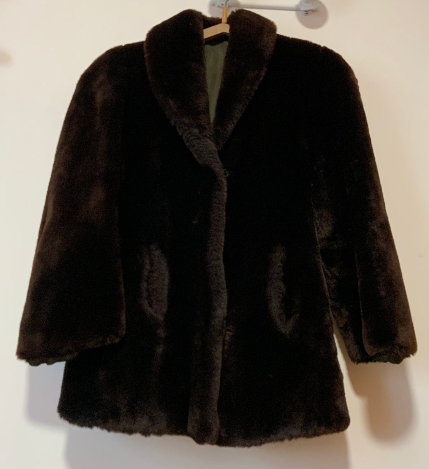 Très beau manteau Vintage 1960 en fourrure synthétique Confection main