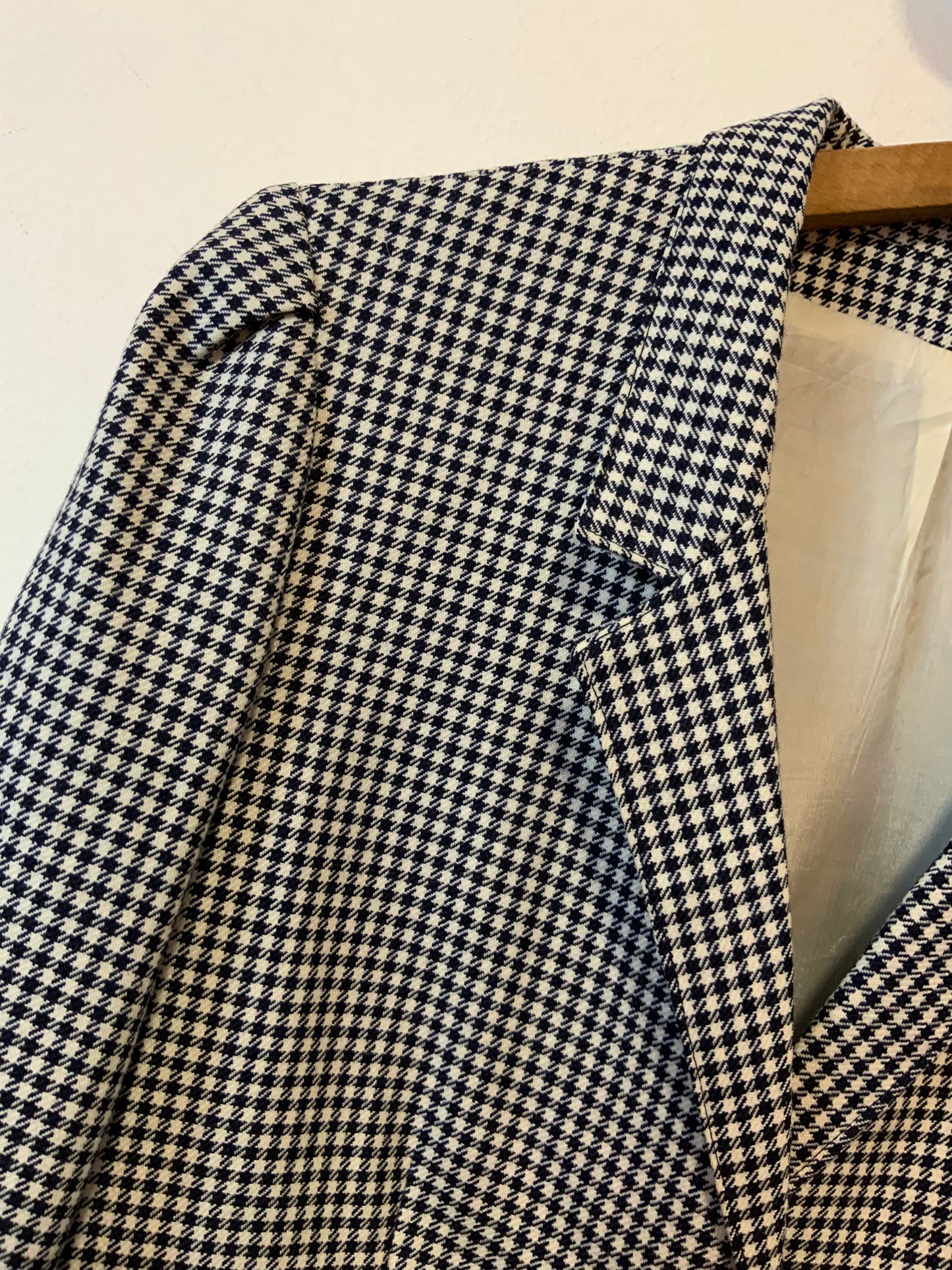 Veste blazer court forme pointue à carreaux pieds de poule Vintage France